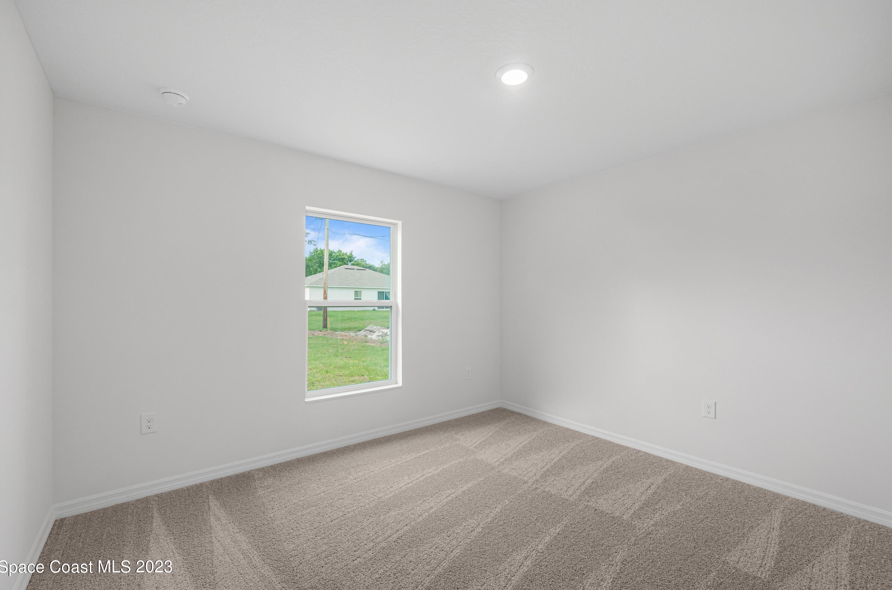 871 Serenade St, Melbourne FL 32907-1746 exterior