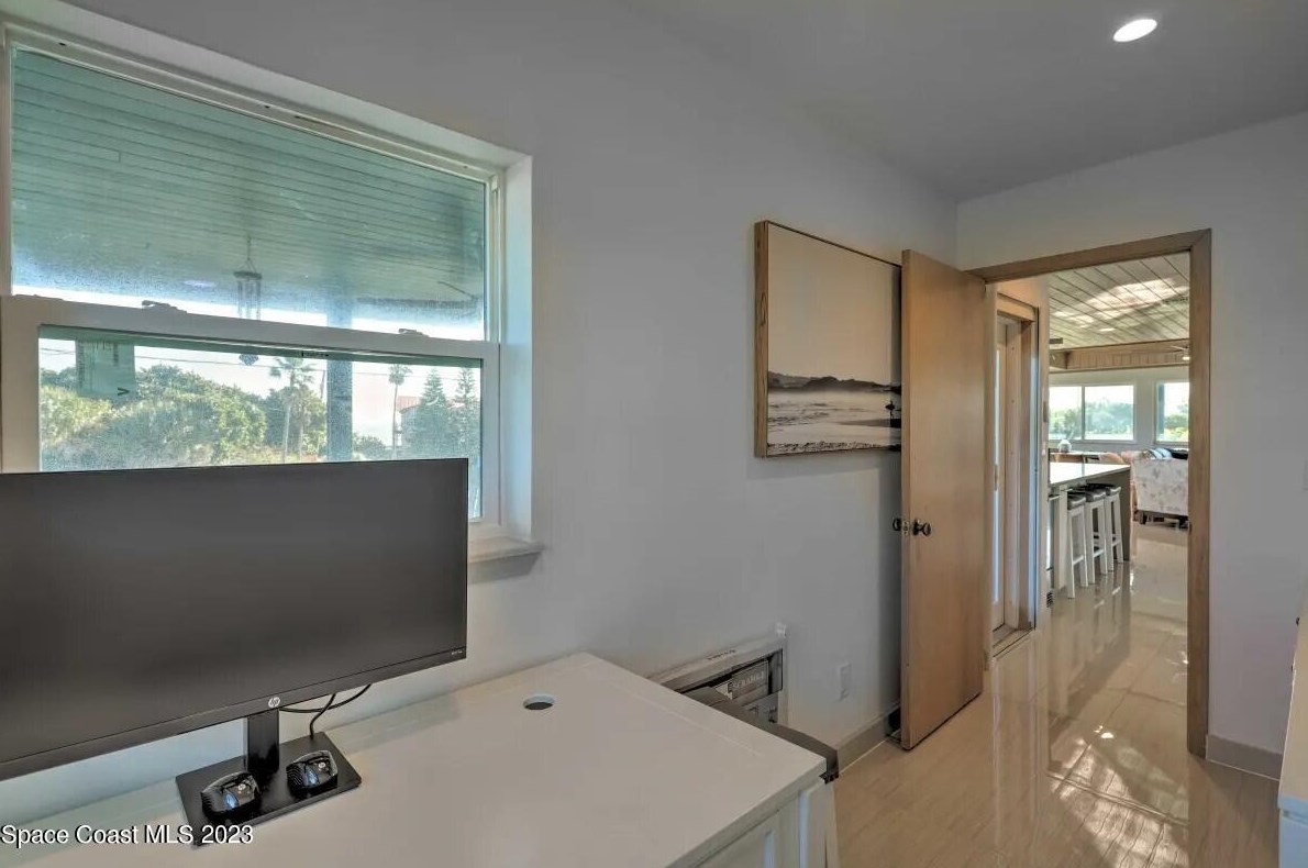 110 Sea Crst Dr, Melbourne FL 32951-3118 exterior