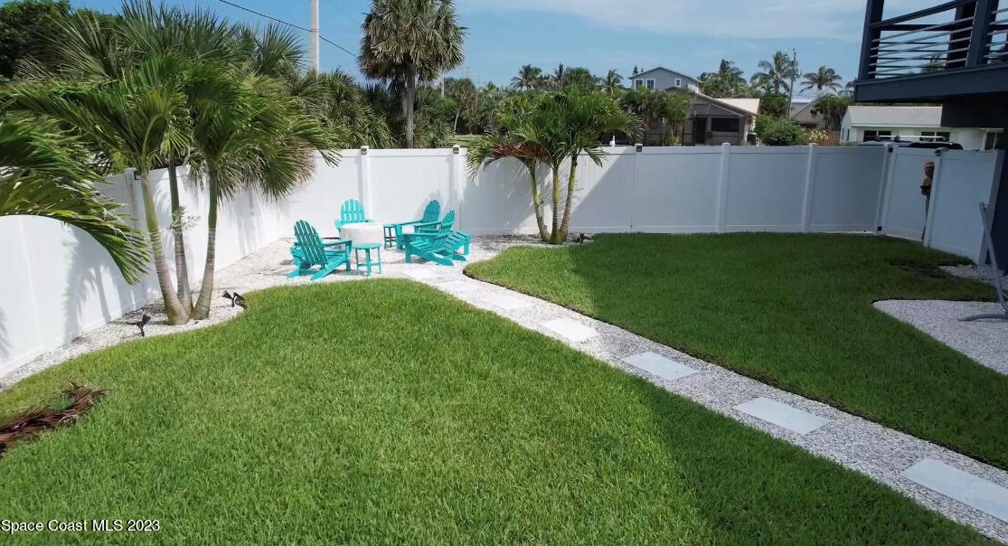 110 Sea Crst Dr, Melbourne FL 32951-3118 exterior