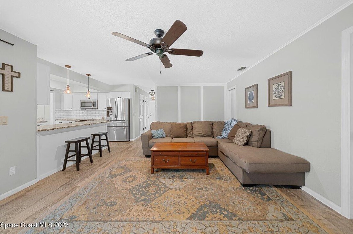 591 Spindle Palm Dr, Melbourne FL  32903-3855 exterior