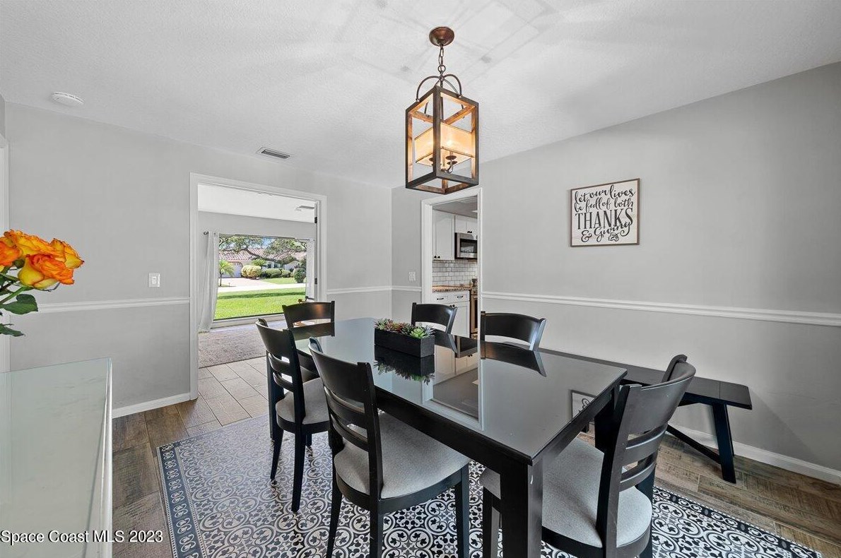 591 Spindle Palm Dr, Melbourne FL  32903-3855 exterior