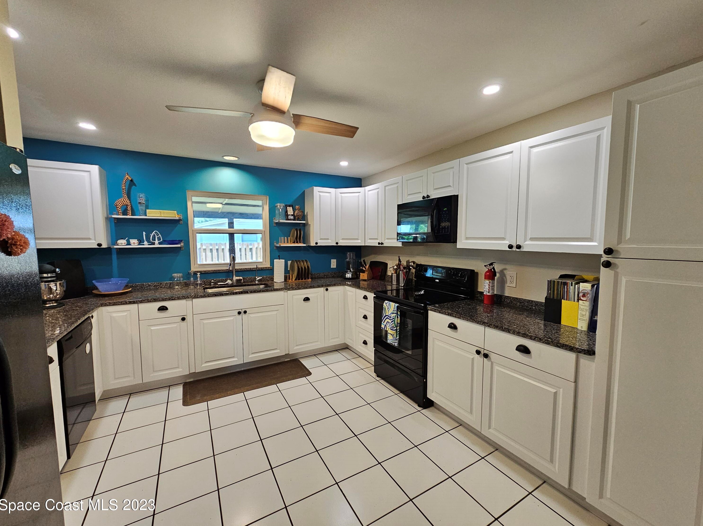 180 Mindy Ave, Merritt Island FL  32953-4439 exterior