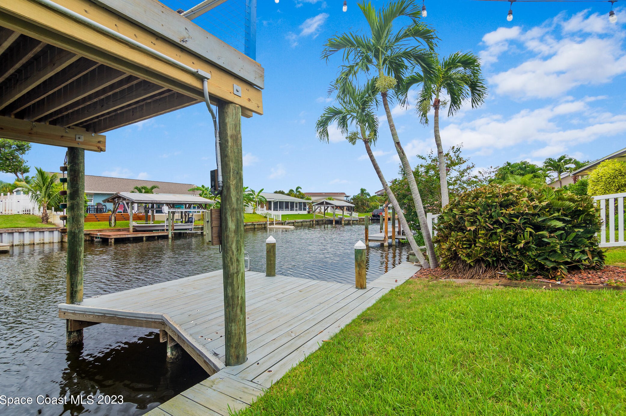 1515 Bella Casa Ct, Merritt Island FL  32952-5680 exterior