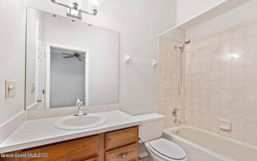 468 Prestwick Ct, Melbourne FL  32940-1876 exterior