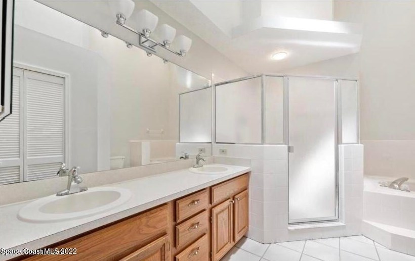 468 Prestwick Ct, Melbourne FL  32940-1876 exterior