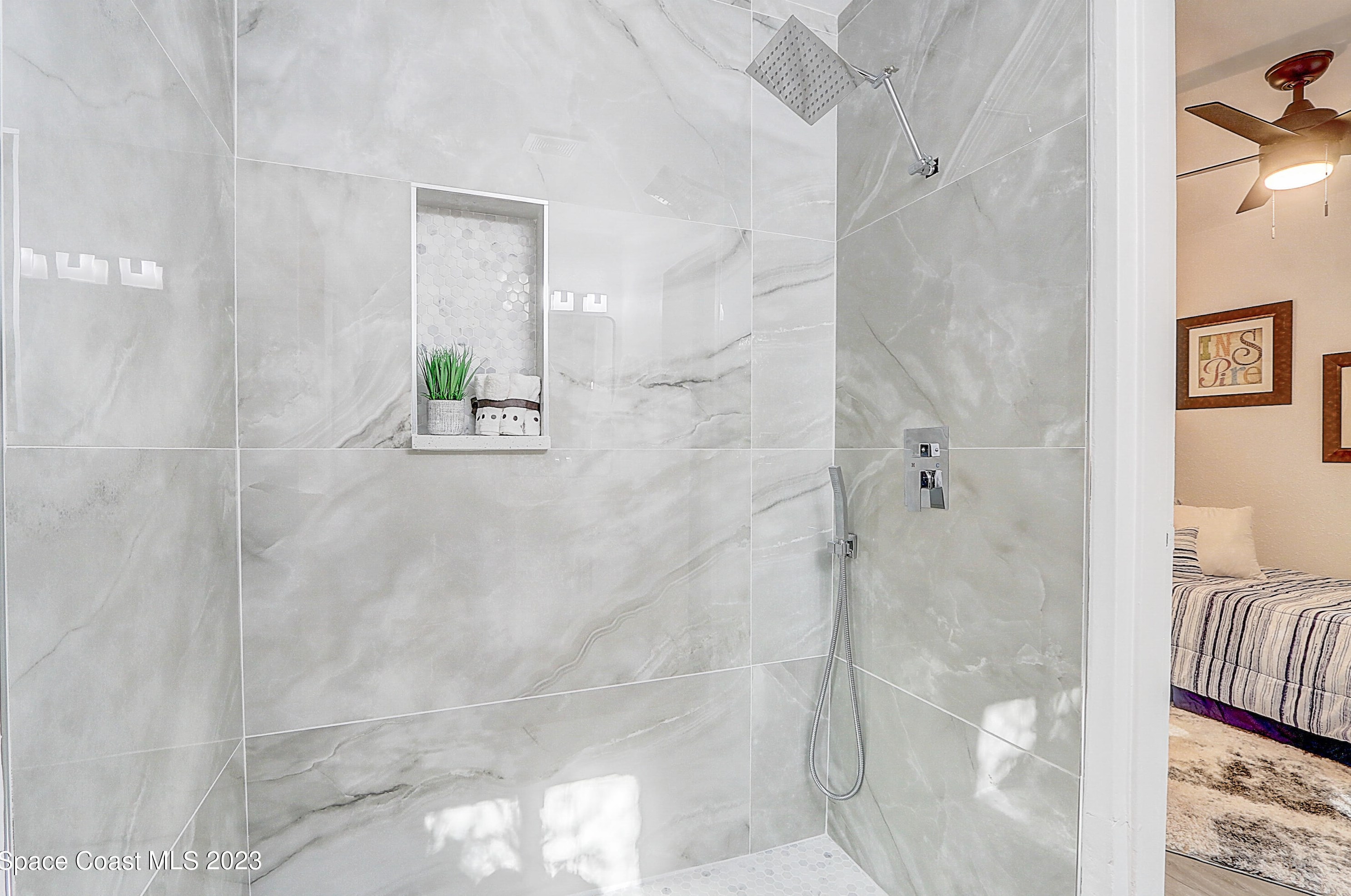 1338 Lenora Dr, Merritt Island FL 32952-5156 exterior