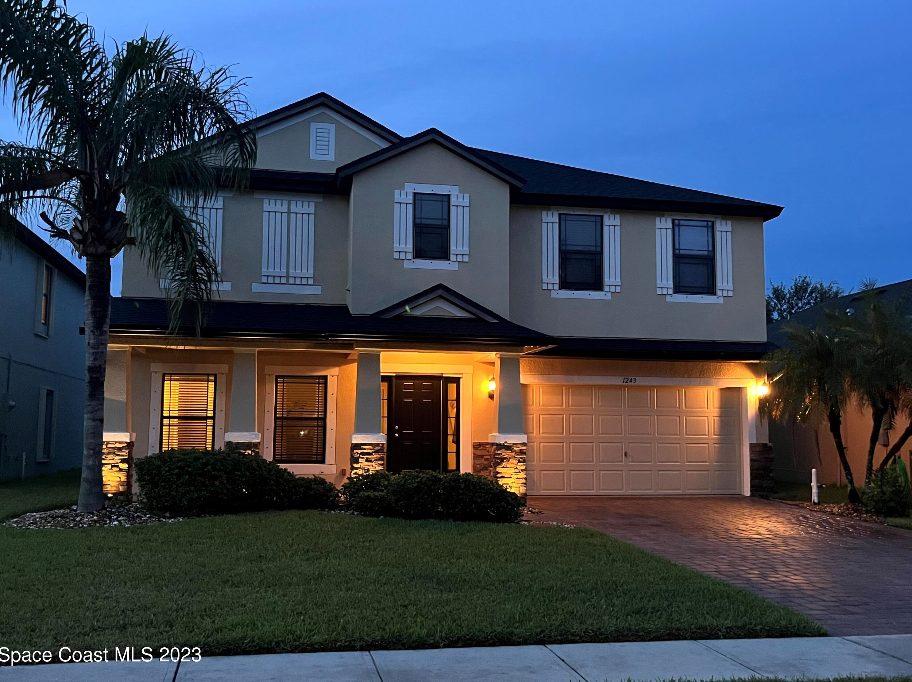 1243 Hailey St, Melbourne FL 32904-8211 exterior