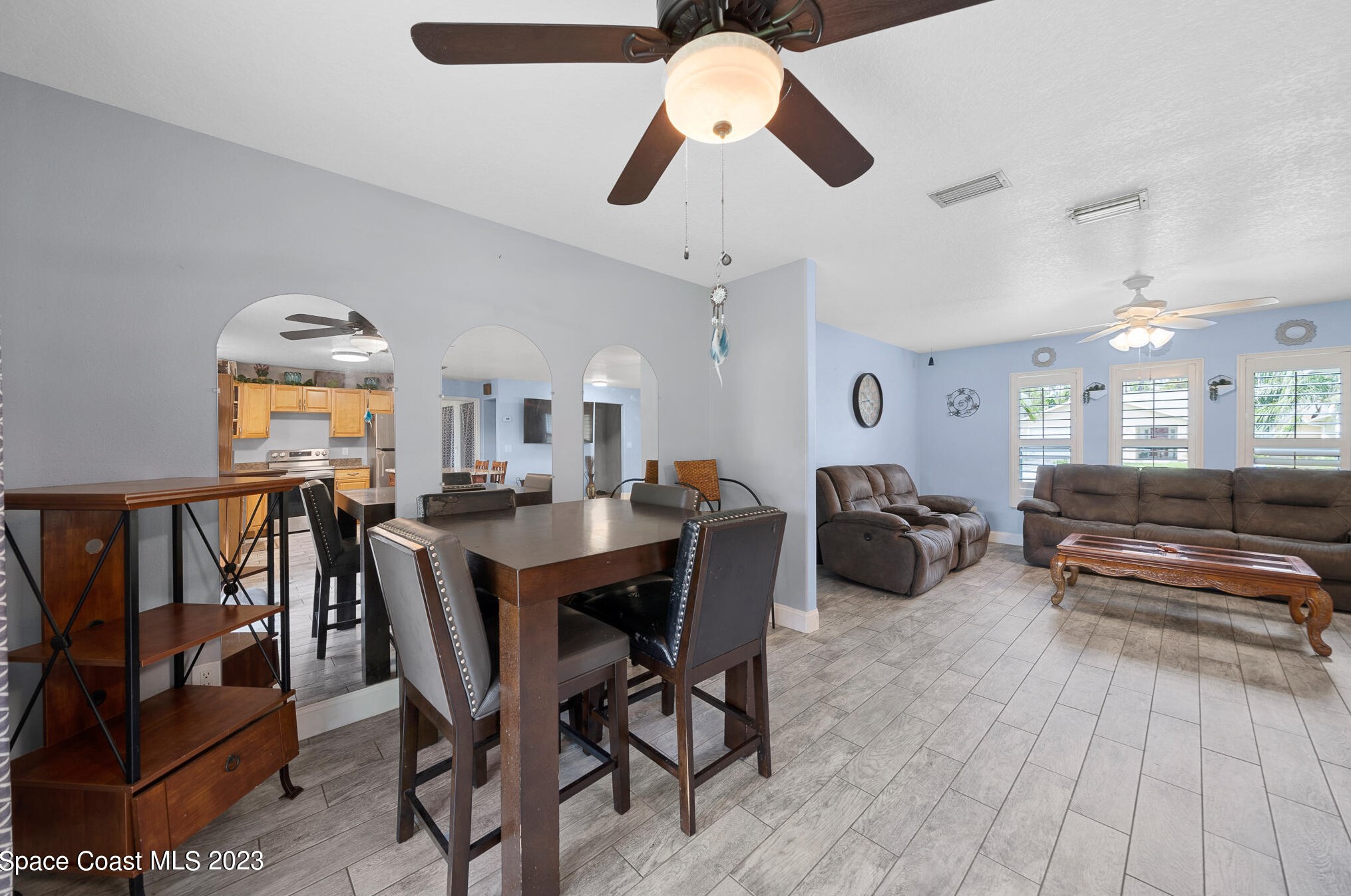 990 Emerald Rd, Melbourne FL 32909-3886 exterior