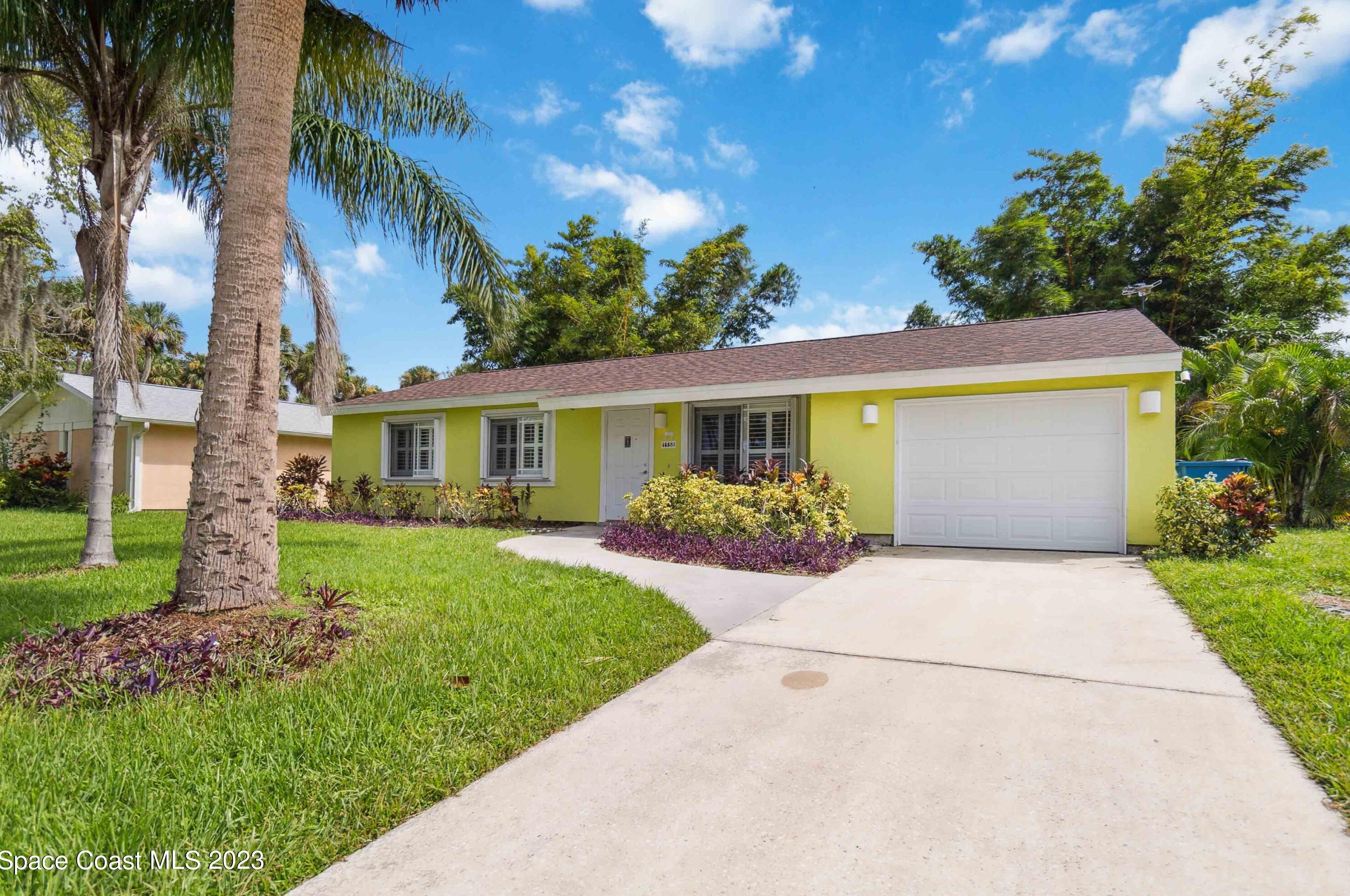 1158 Topliff Cir, Melbourne FL  32907-2201 exterior