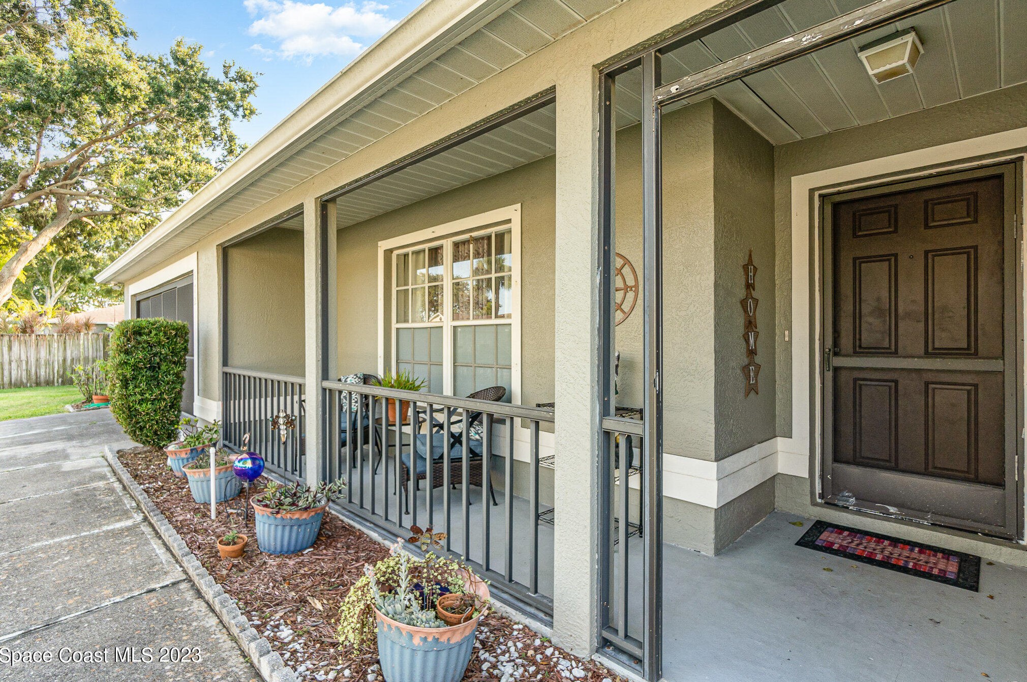 672 Sandpiper Cir, Melbourne FL  32901-8139 exterior