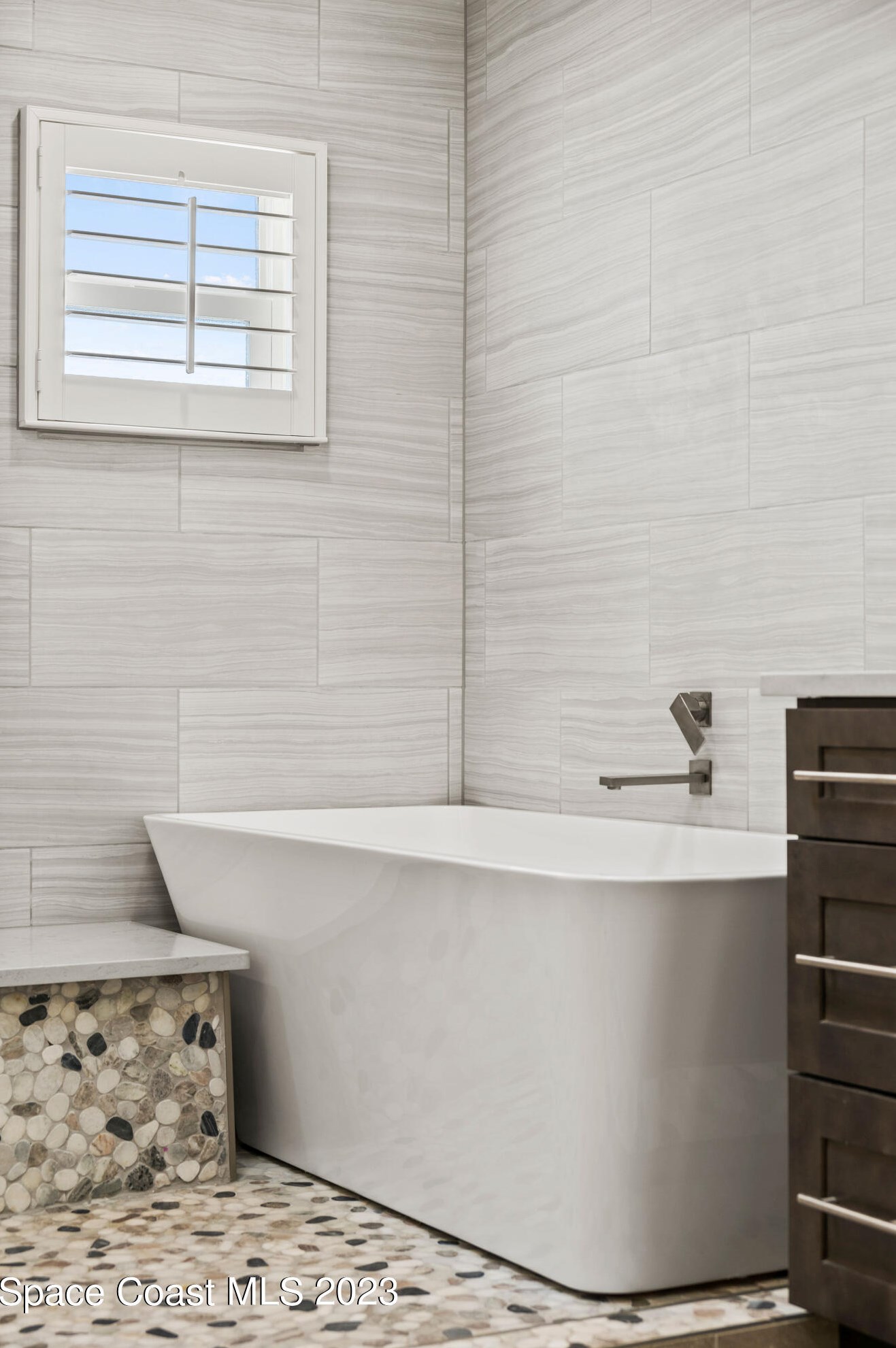 572 Spindle Palm Dr, Melbourne FL  32903-3855 exterior