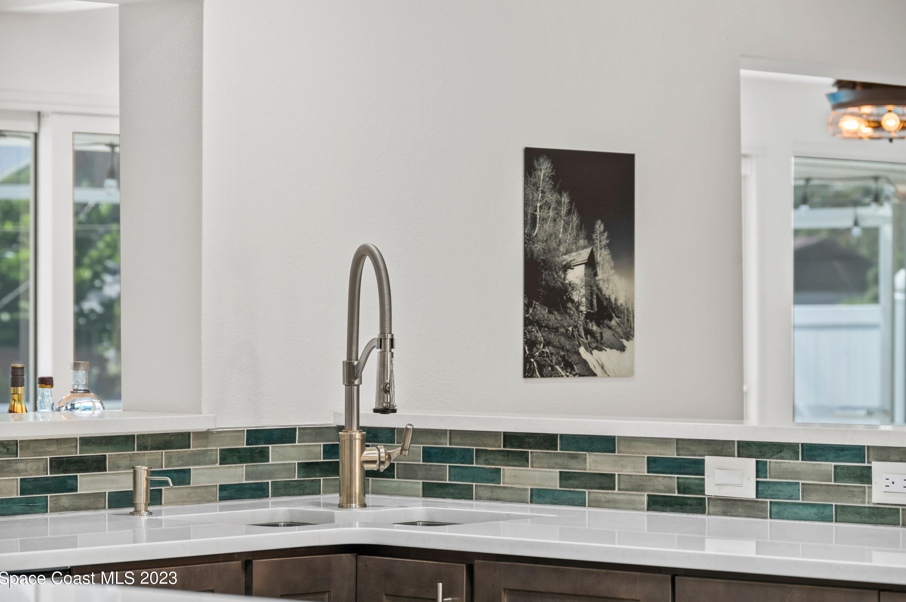 572 Spindle Palm Dr, Melbourne FL  32903-3855 exterior