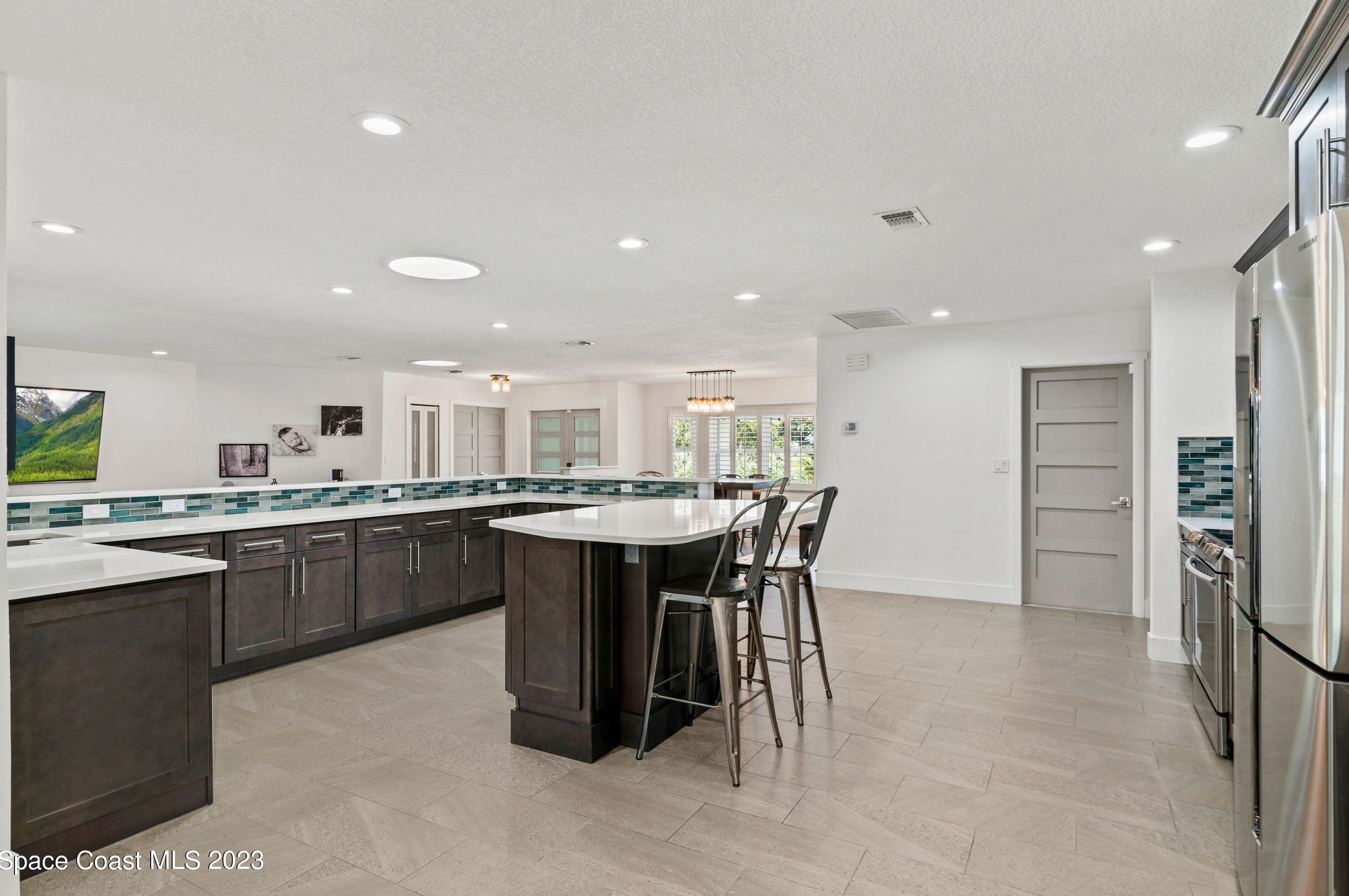 572 Spindle Palm Dr, Melbourne FL  32903-3855 exterior