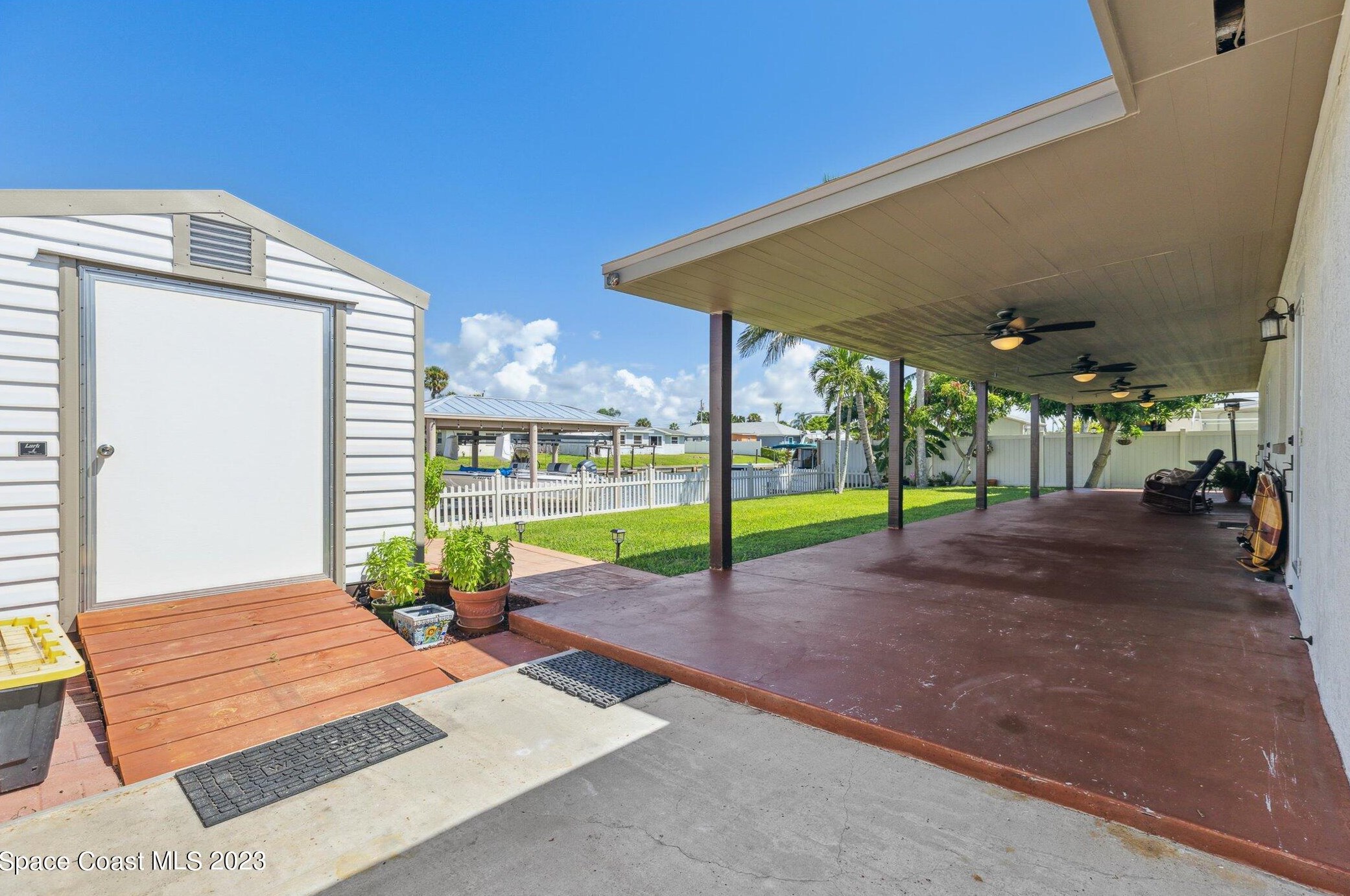 280 Alabama Ave, Merritt Island FL  32953-3318 exterior