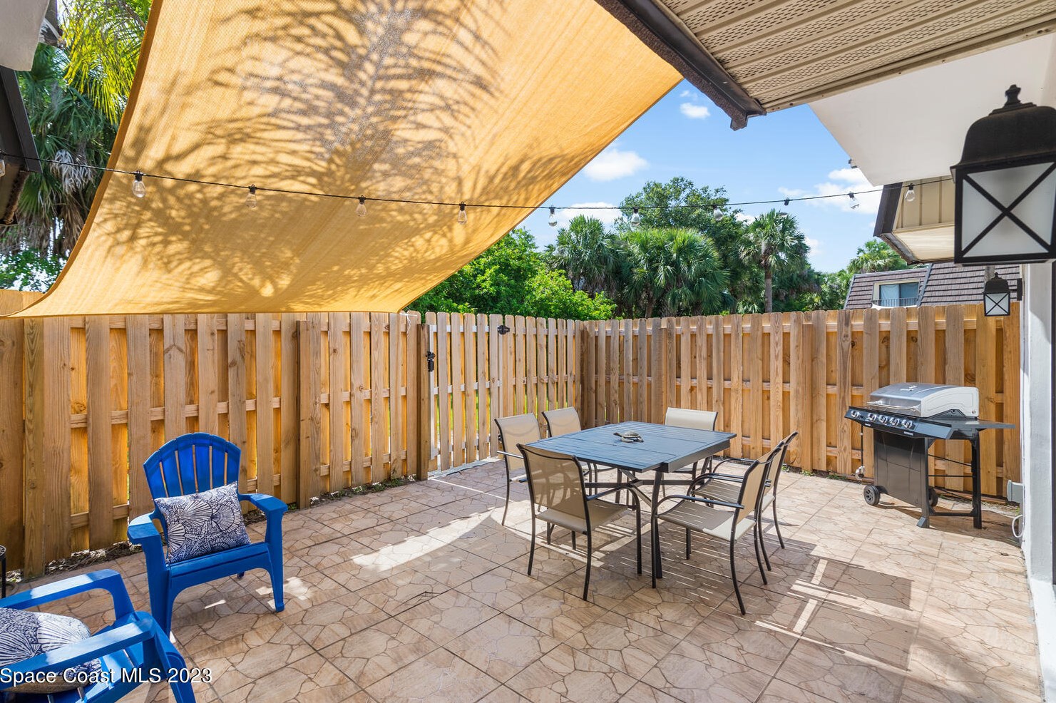 1715 Vis Oaks Cir, Melbourne FL 32905-3136 exterior