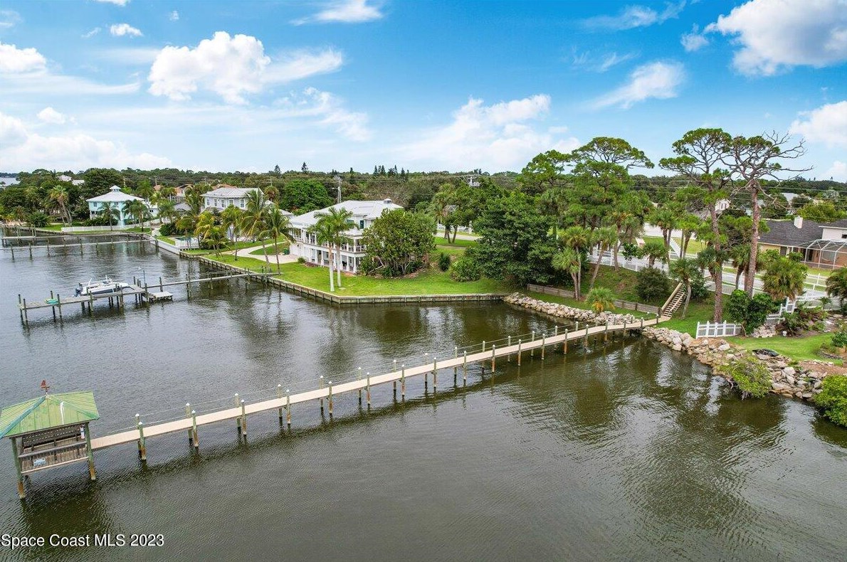 2622 Little Bend Pl, Merritt Island FL  32952-4162 exterior
