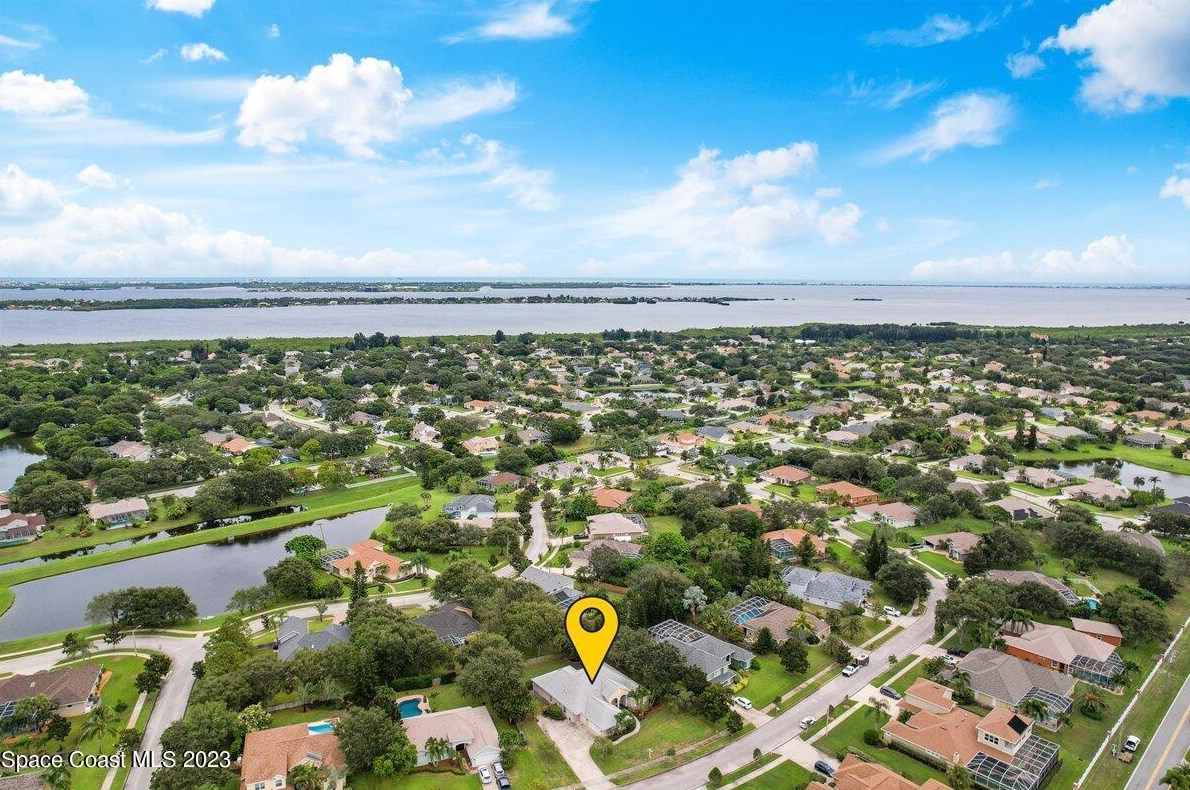 2622 Little Bend Pl, Merritt Island FL  32952-4162 exterior