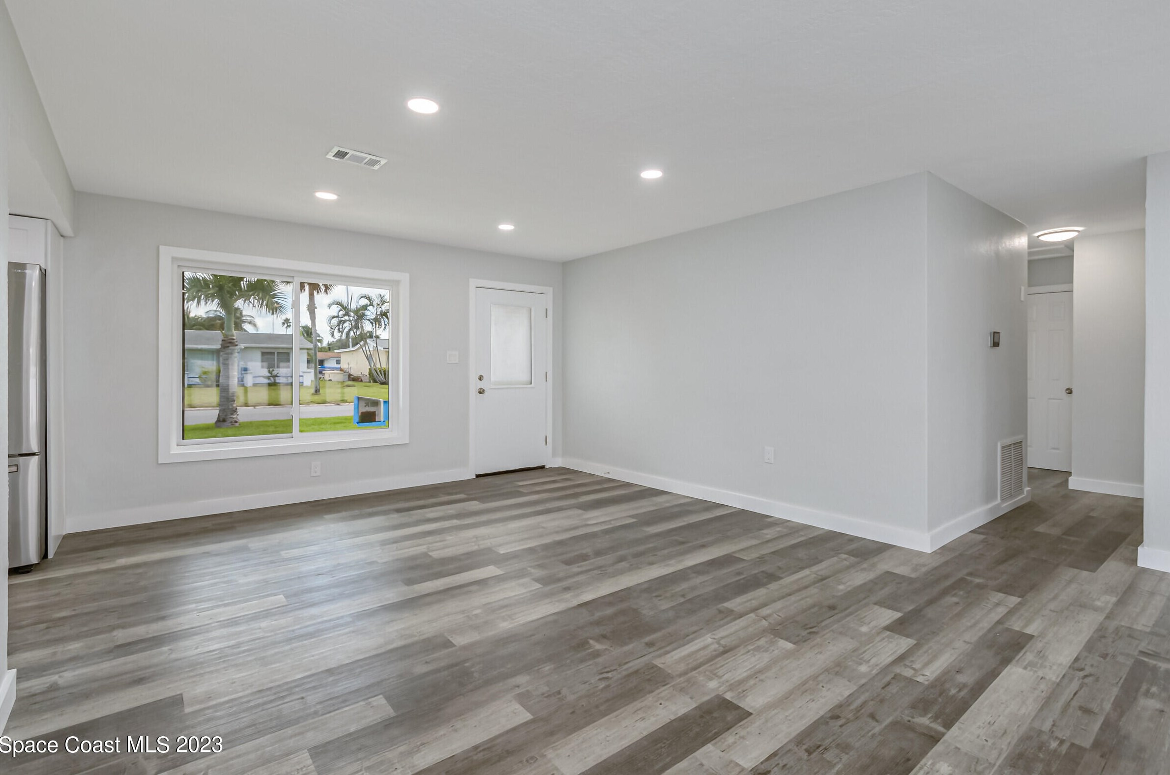 426 Neptune Dr, Melbourne FL  32907-1507 exterior