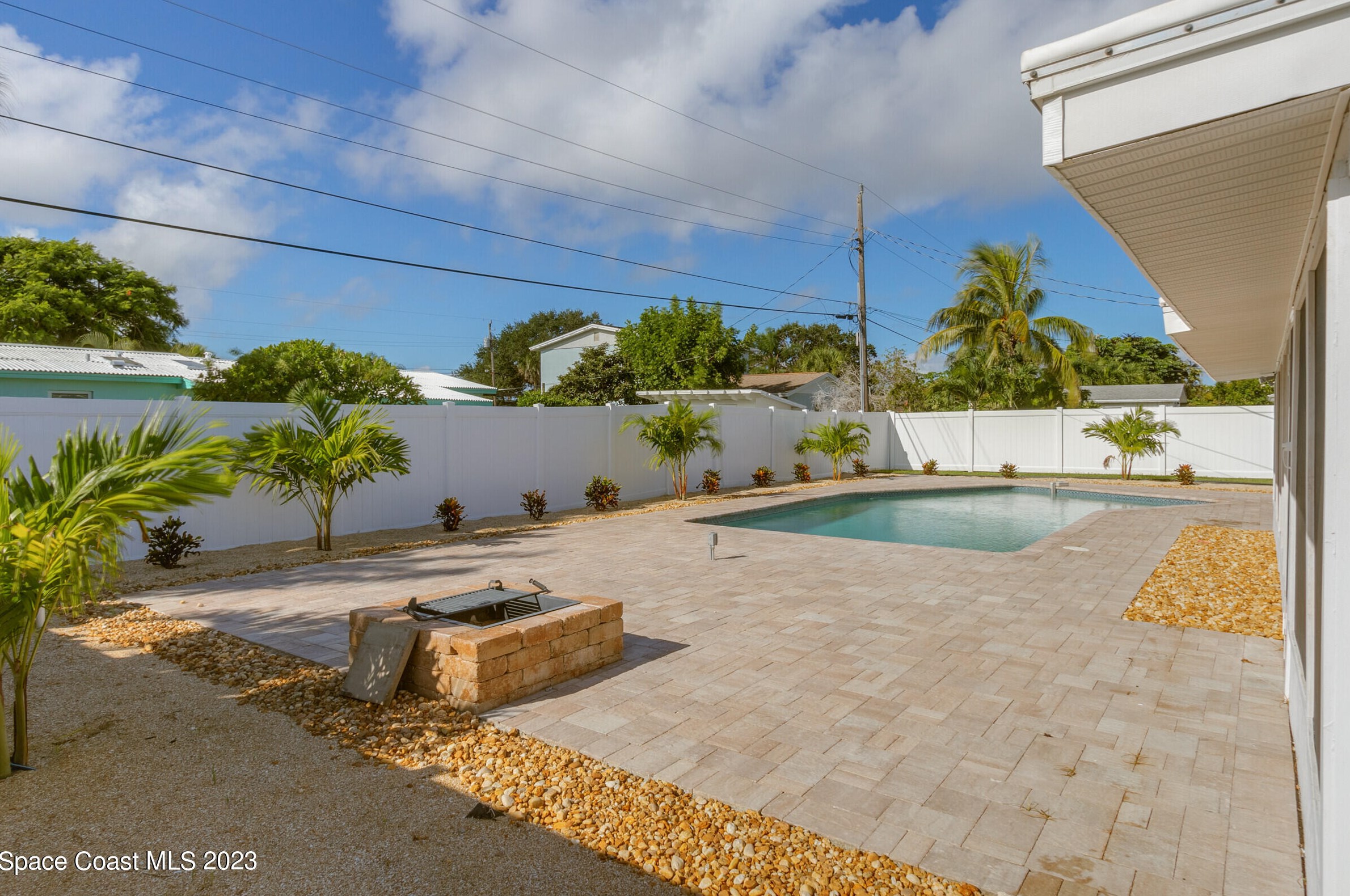 426 Neptune Dr, Melbourne FL  32907-1507 exterior