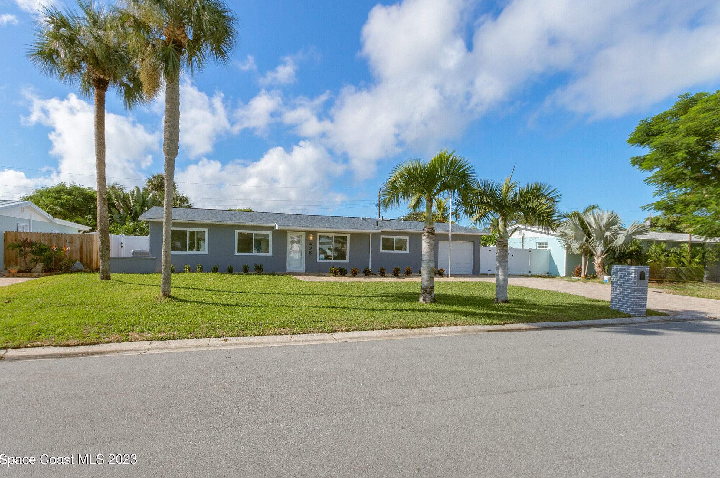 426 Neptune Dr, Melbourne FL  32907-1507 exterior