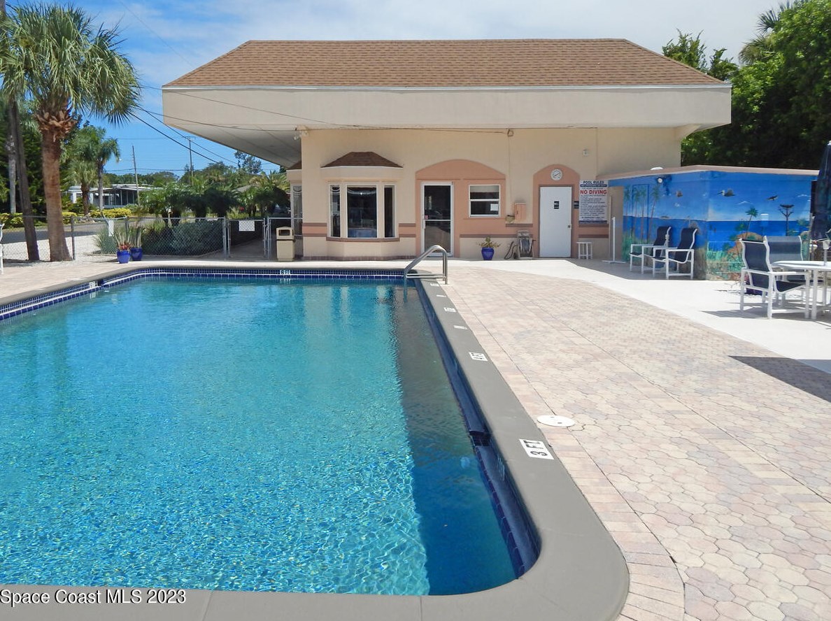 1431 Turkey Crk Dr, Melbourne FL  32905-4320 exterior