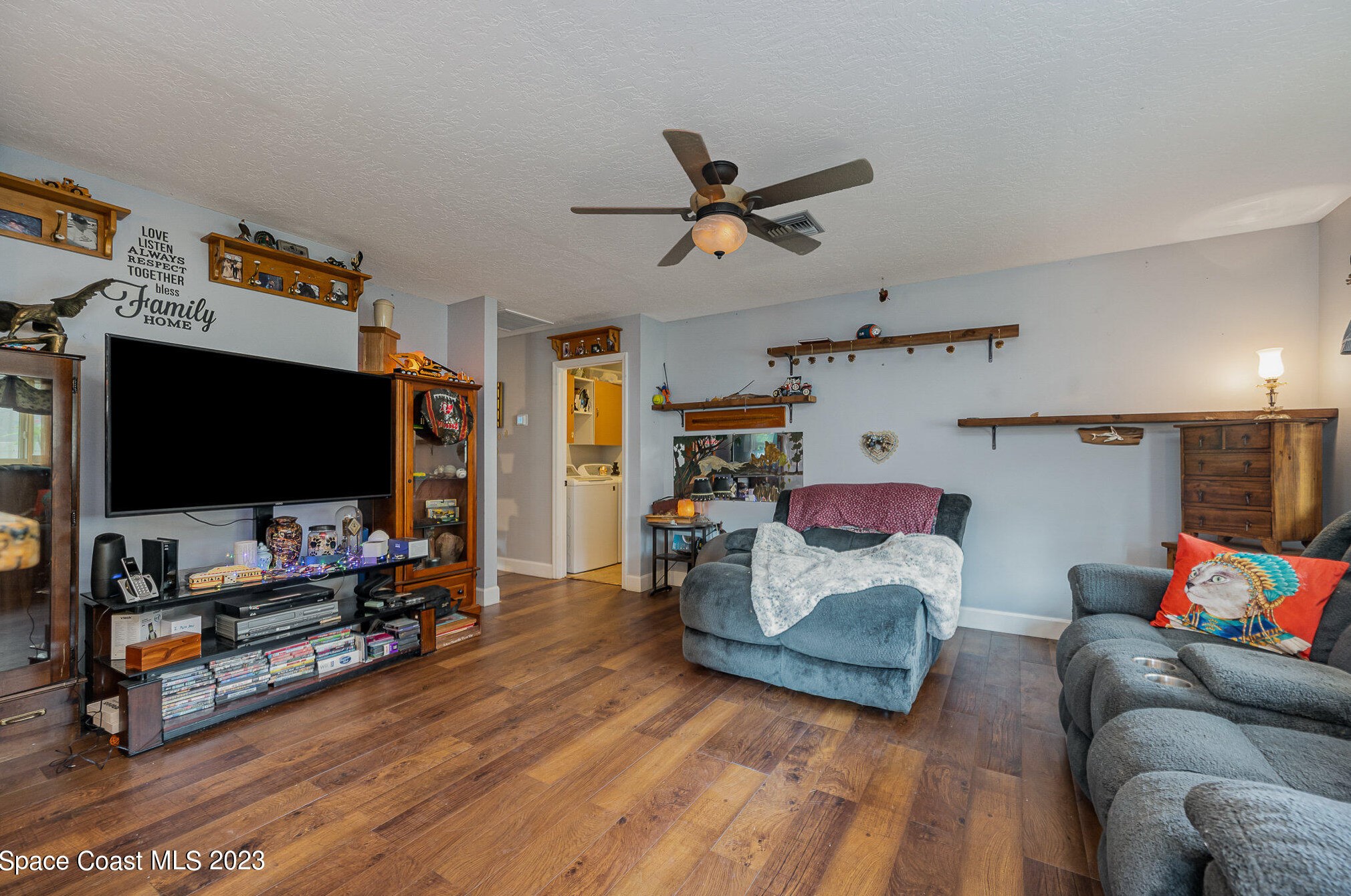 1368 Prospect Cir, Melbourne FL 32907-1129 exterior