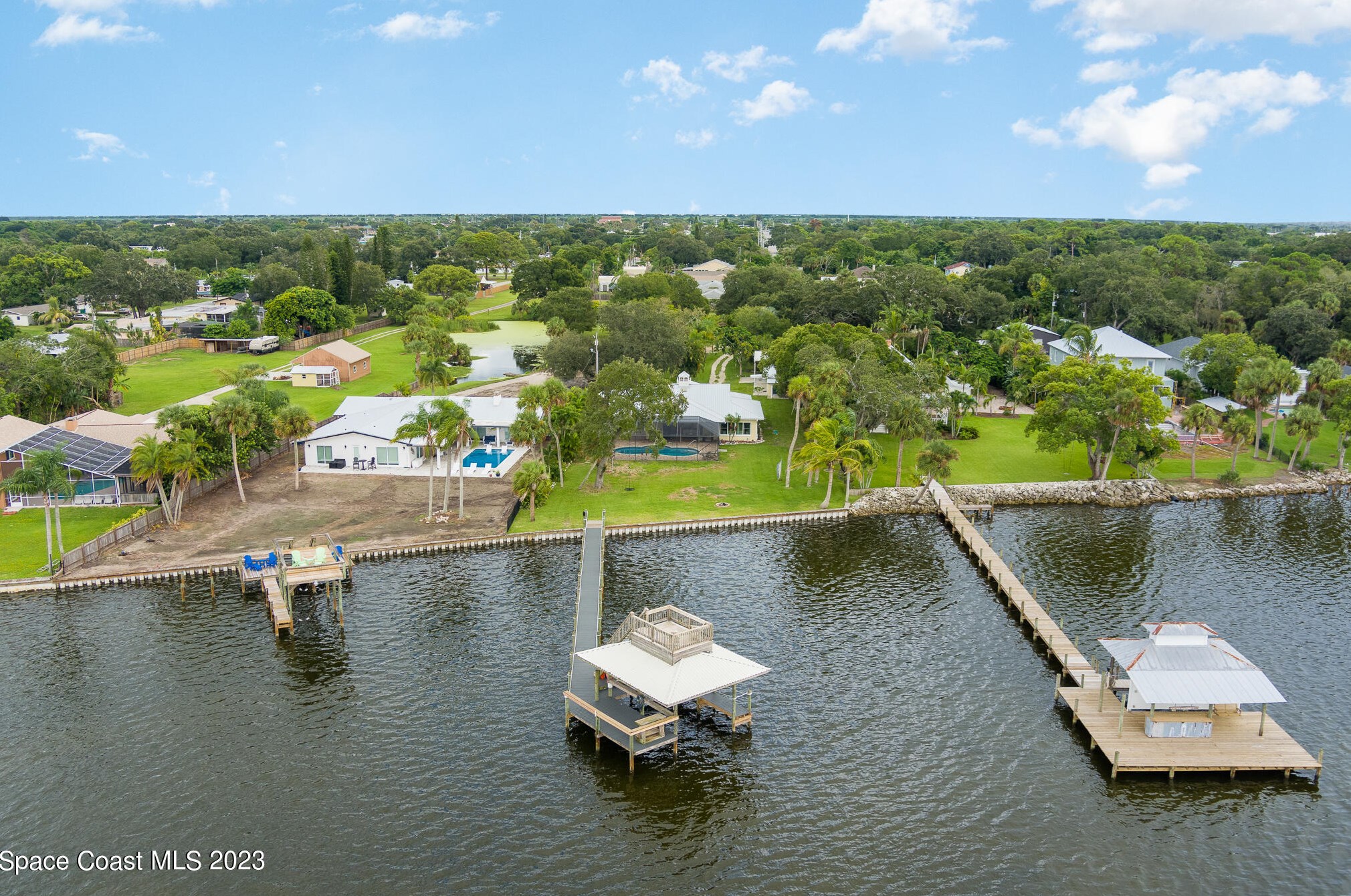 620 Lucas Pl, Merritt Island FL  32953-6002 exterior