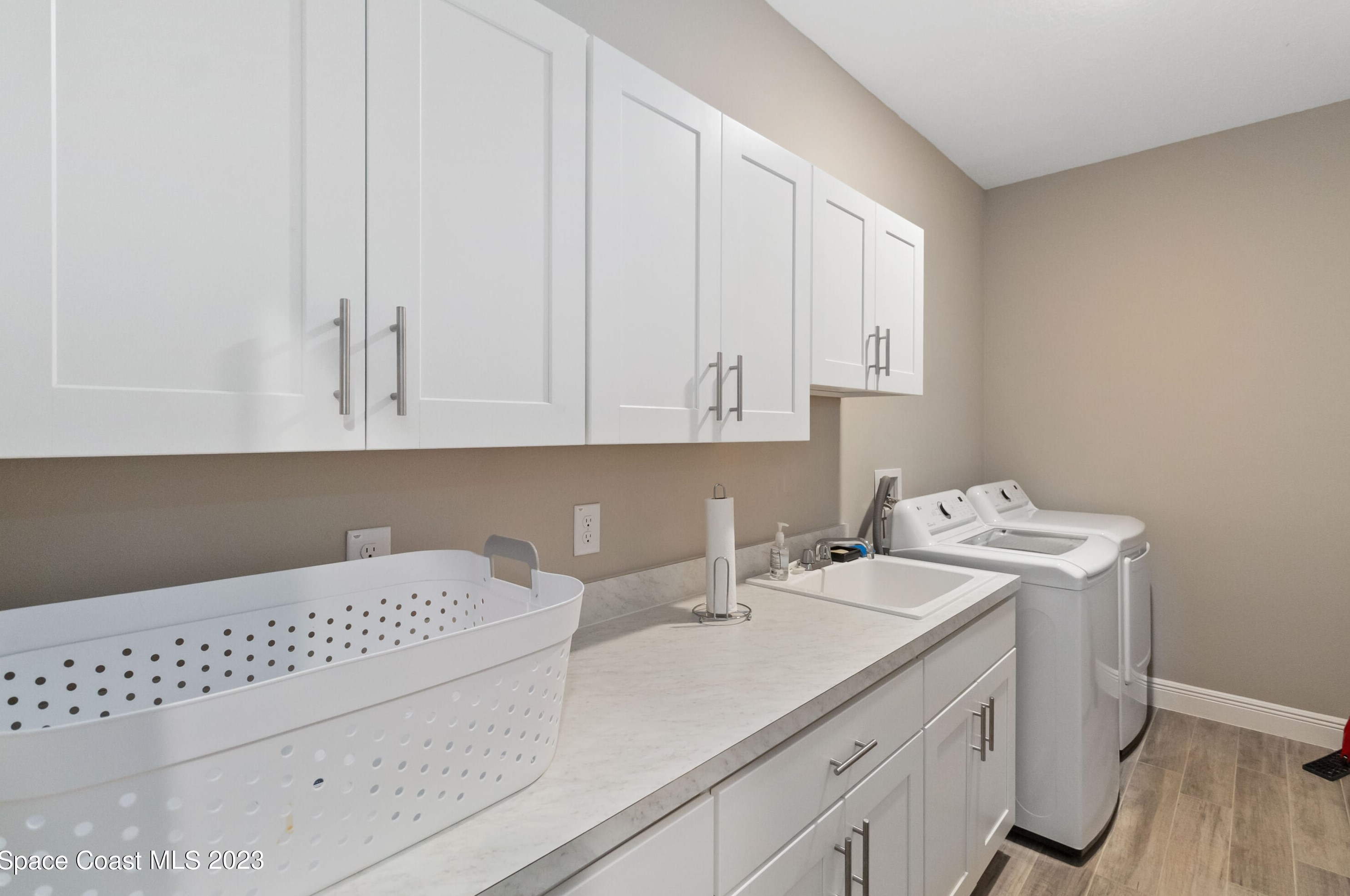 2173 Windbrook Dr, Melbourne FL  32909-6841 exterior