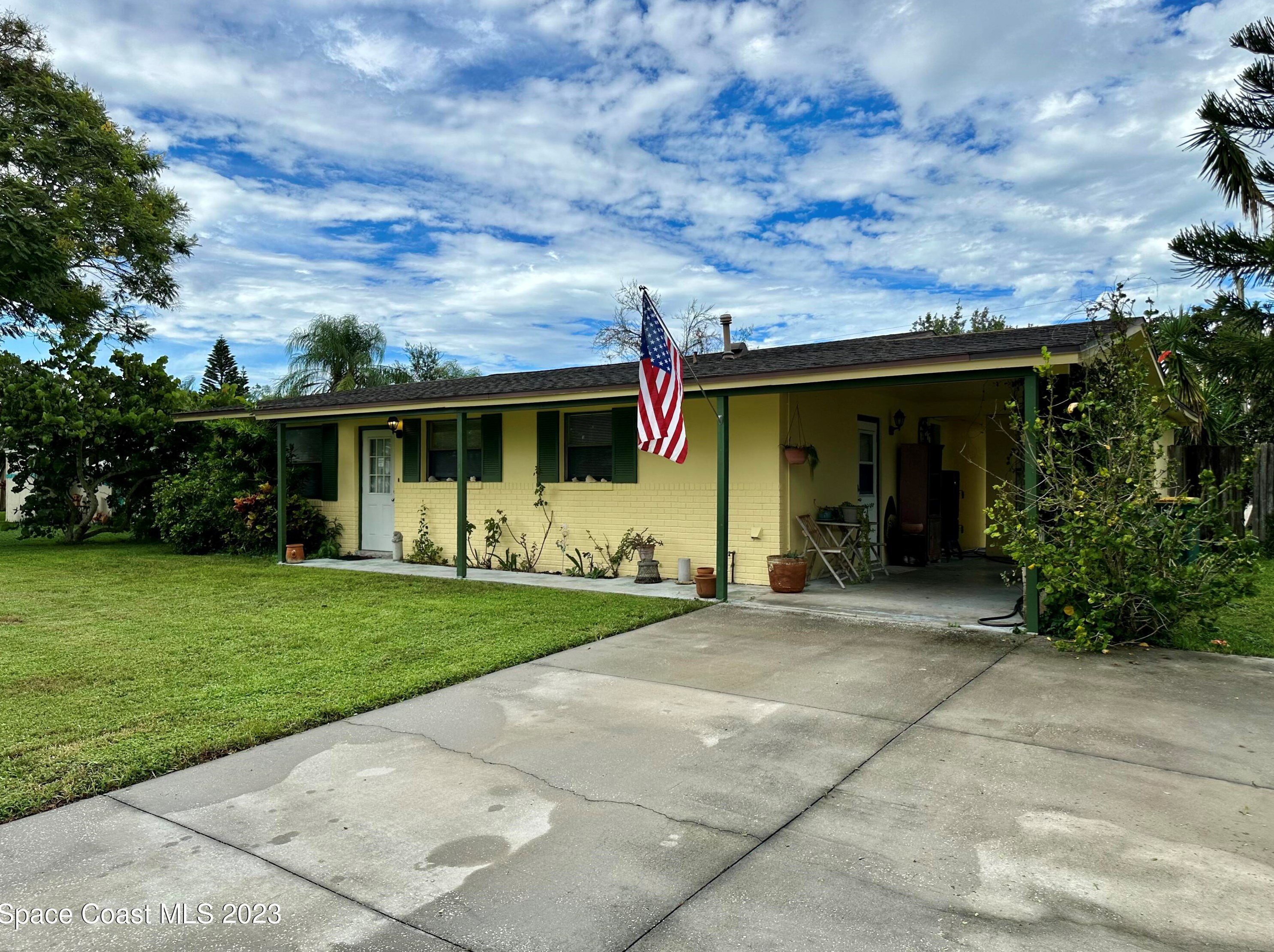 2436 King Richard Rd, Melbourne FL  32935-2931 exterior