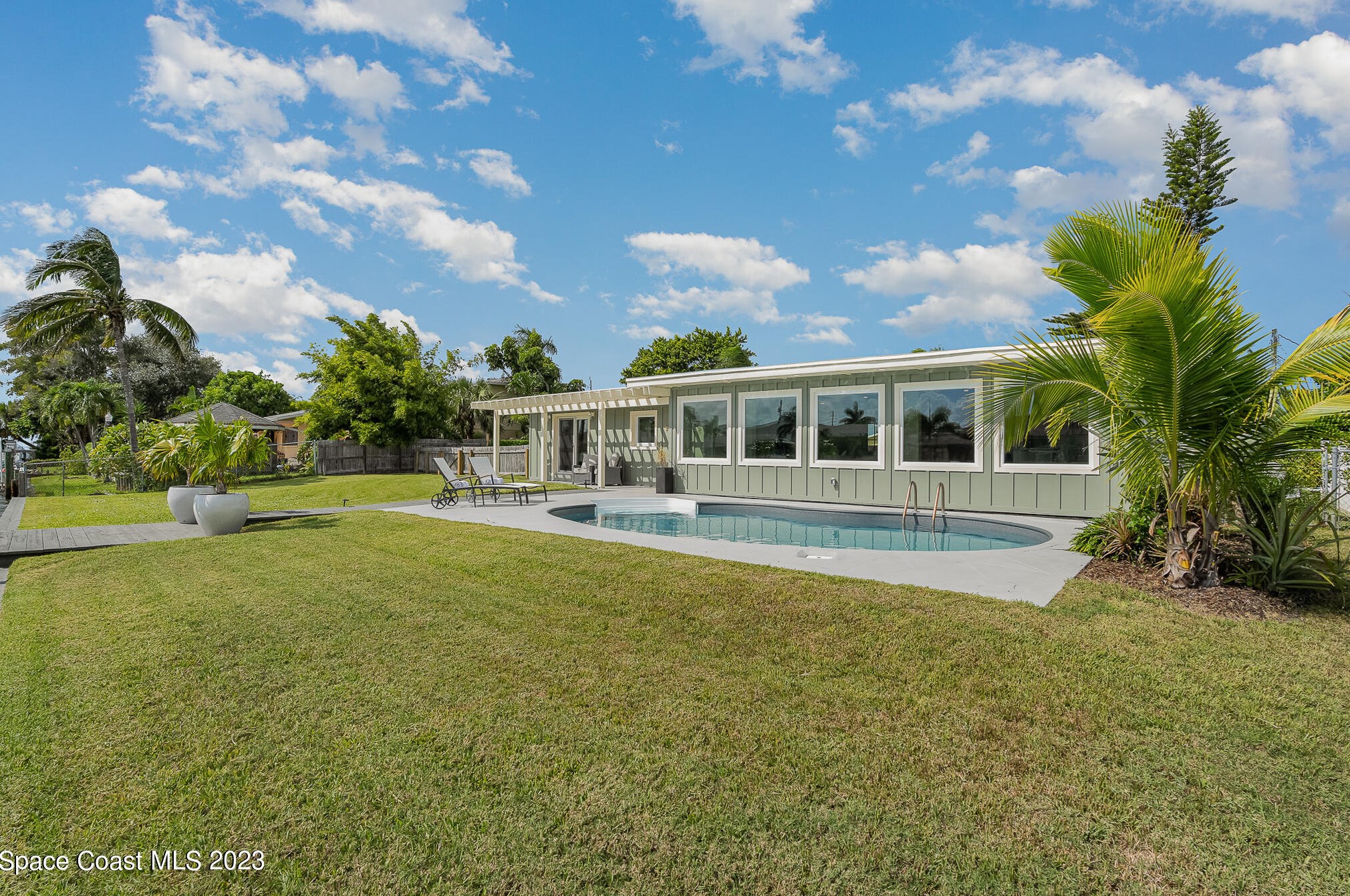 459 Barrello Ln, Cocoa Beach FL  32931-3628 exterior