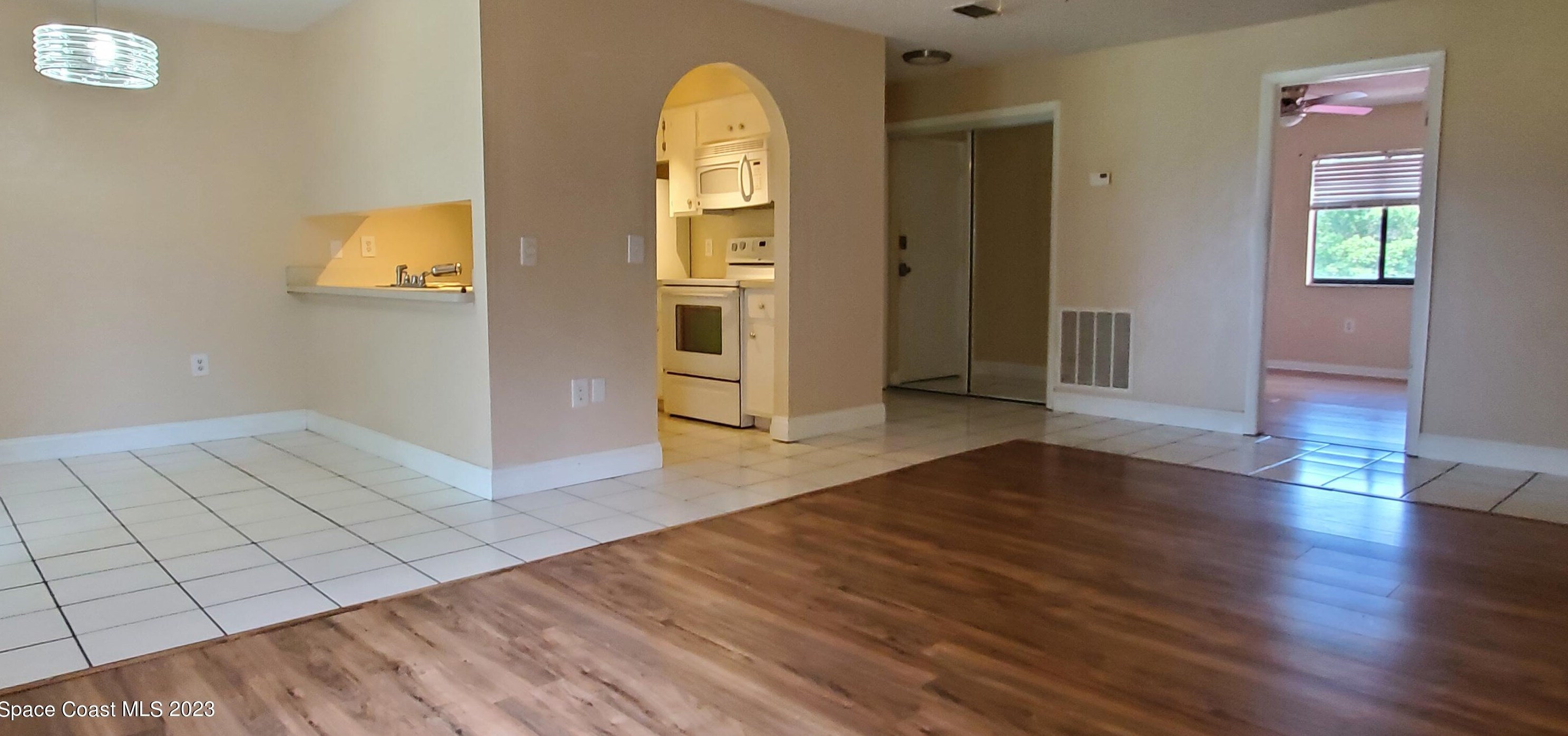 267 San Juan Cir, Melbourne FL 32935-5486 exterior