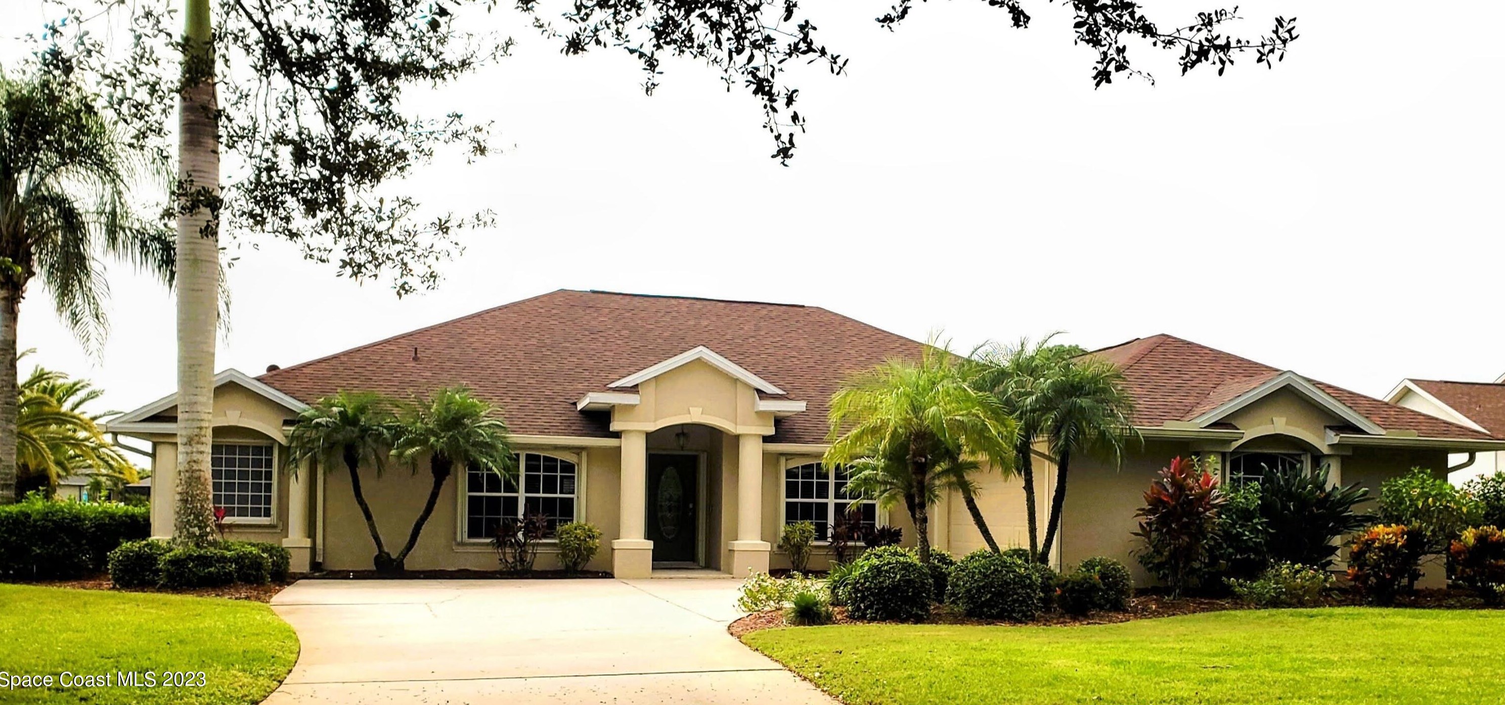 1832 Winding Rdg Cir, Melbourne FL  32909-2316 exterior