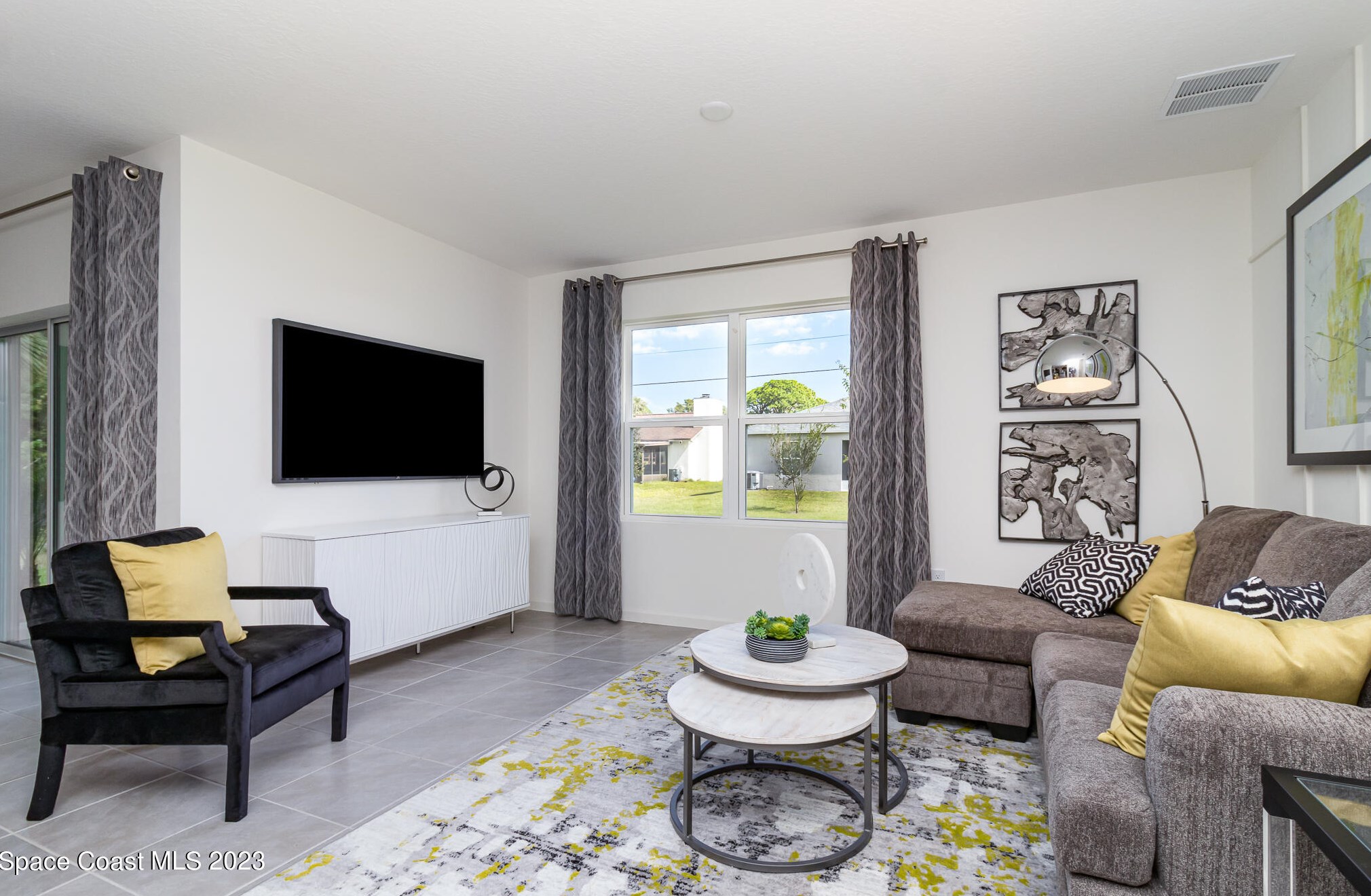 541 Dinner St, Melbourne FL  32907-2000 exterior