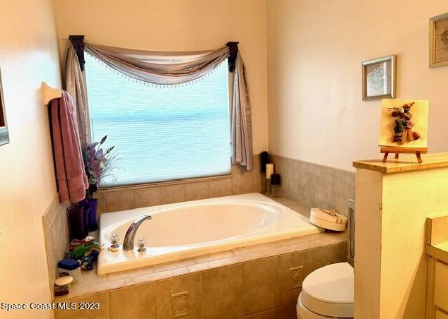 5013 Outlook Dr, Melbourne FL 32940-2338 exterior