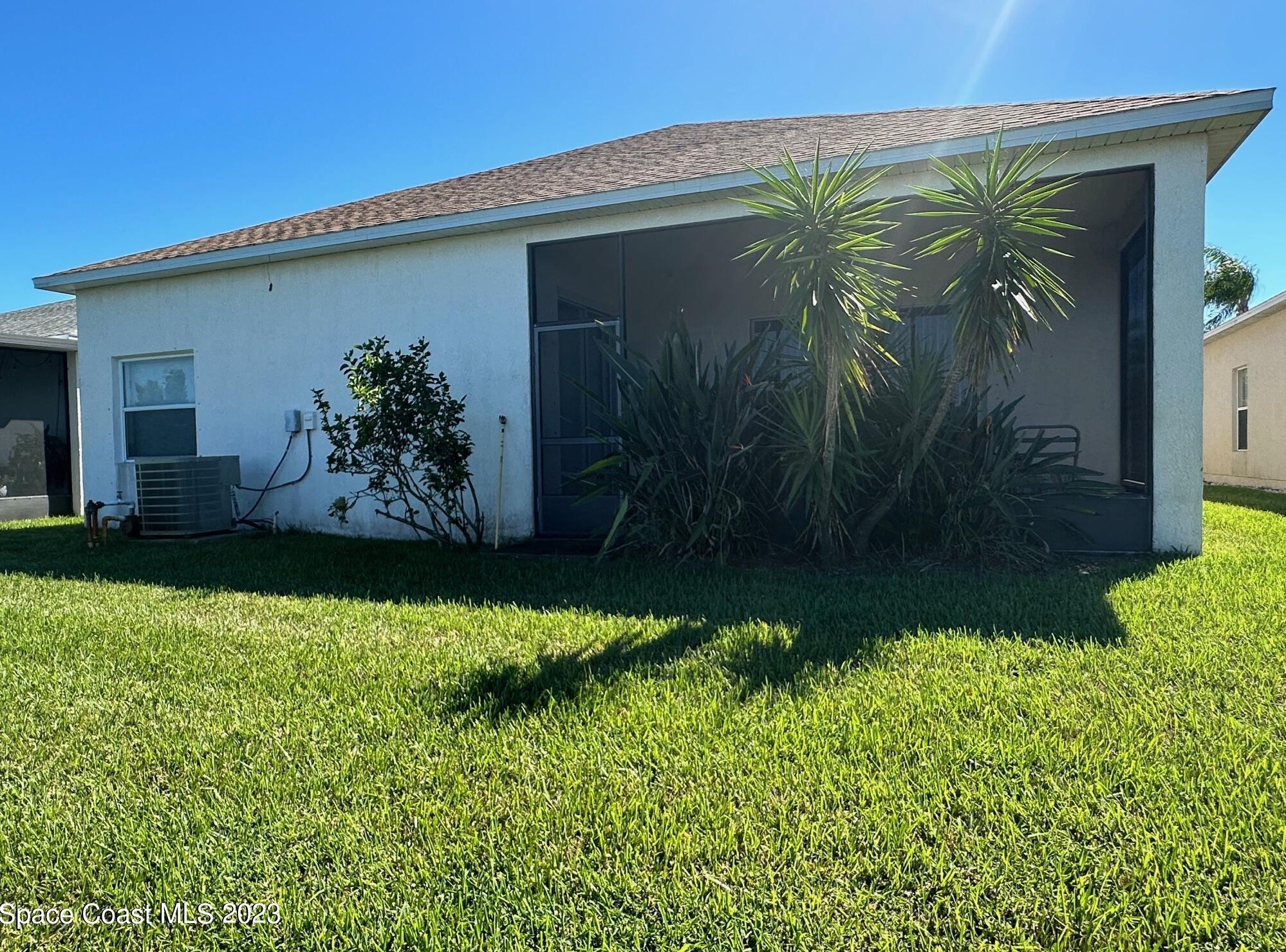 5013 Outlook Dr, Melbourne FL 32940-2338 exterior