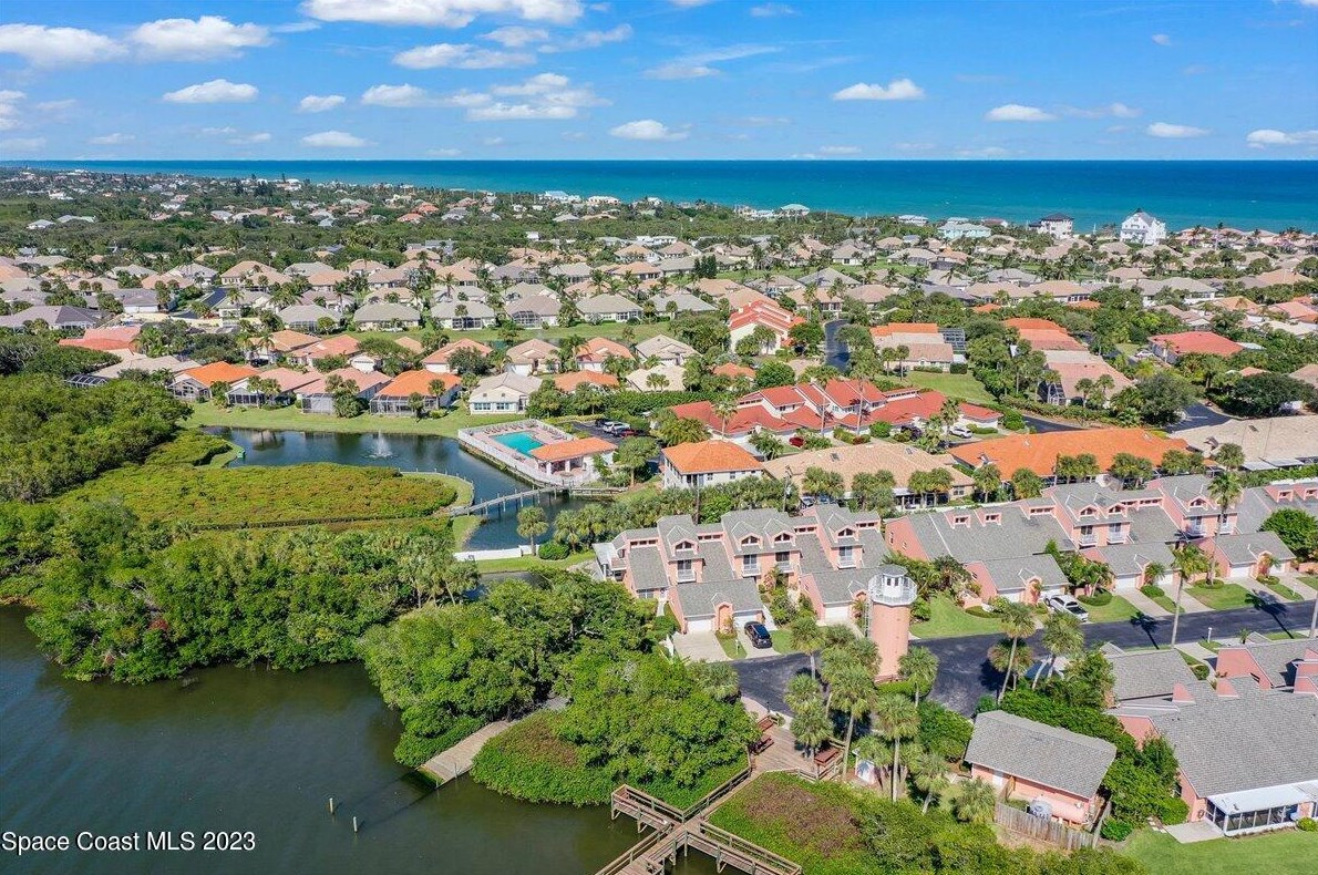5572 Cord Grass Ln, Melbourne FL  32951-3366 exterior