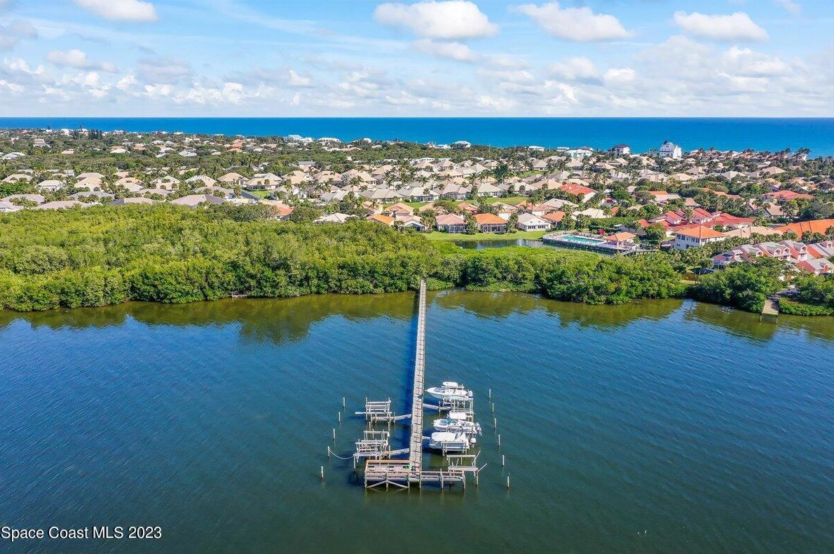 5572 Cord Grass Ln, Melbourne FL  32951-3366 exterior