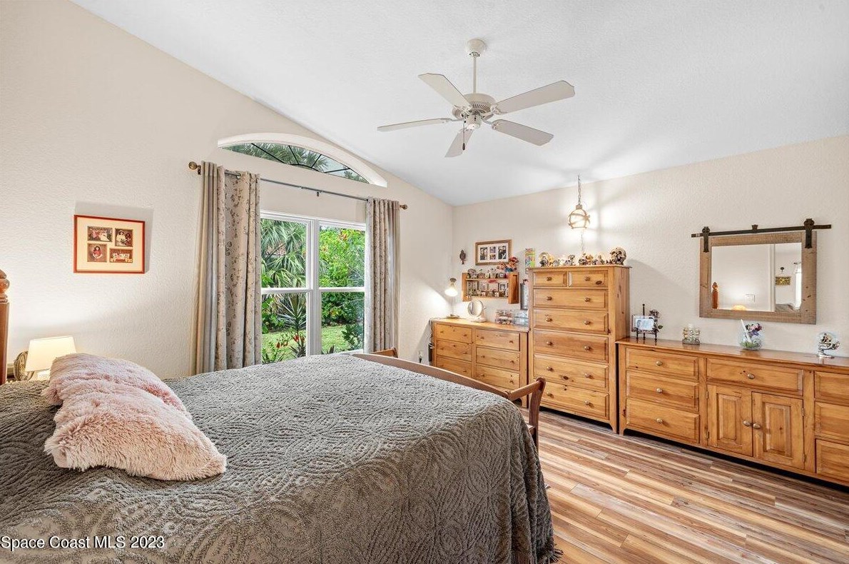 5572 Cord Grass Ln, Melbourne FL  32951-3366 exterior