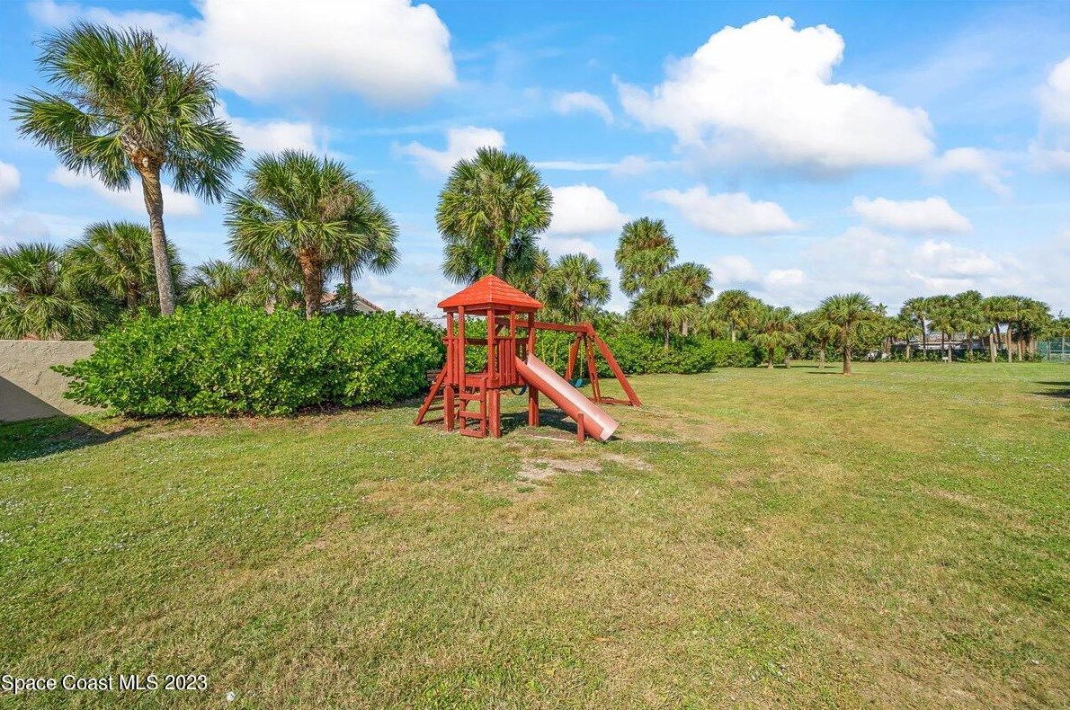 5572 Cord Grass Ln, Melbourne FL  32951-3366 exterior