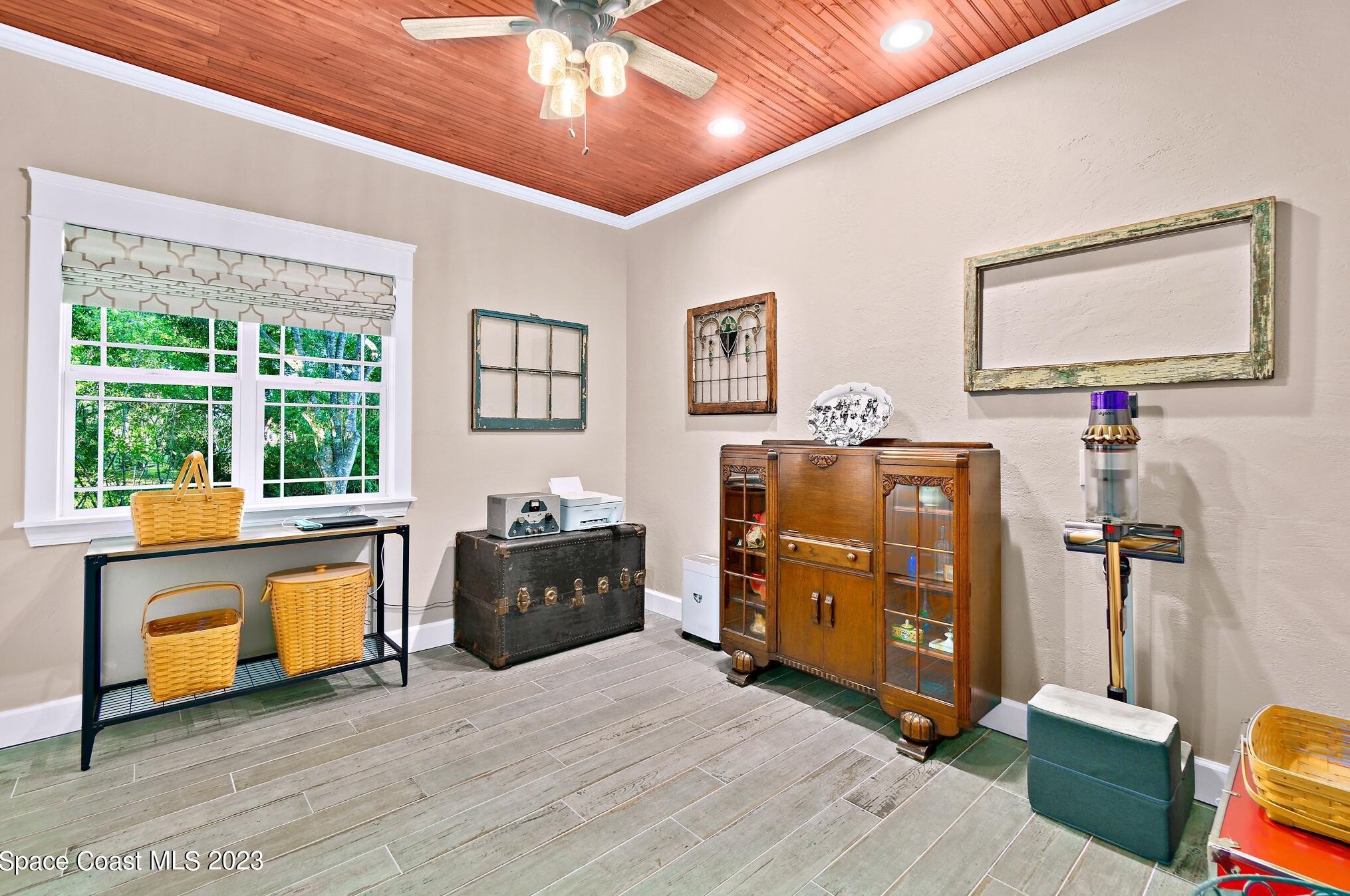 650 Apache Trl, Merritt Island FL  32953-7808 exterior