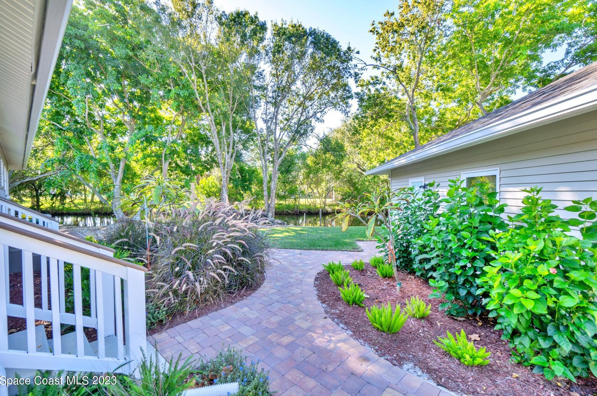 650 Apache Trl, Merritt Island FL  32953-7808 exterior