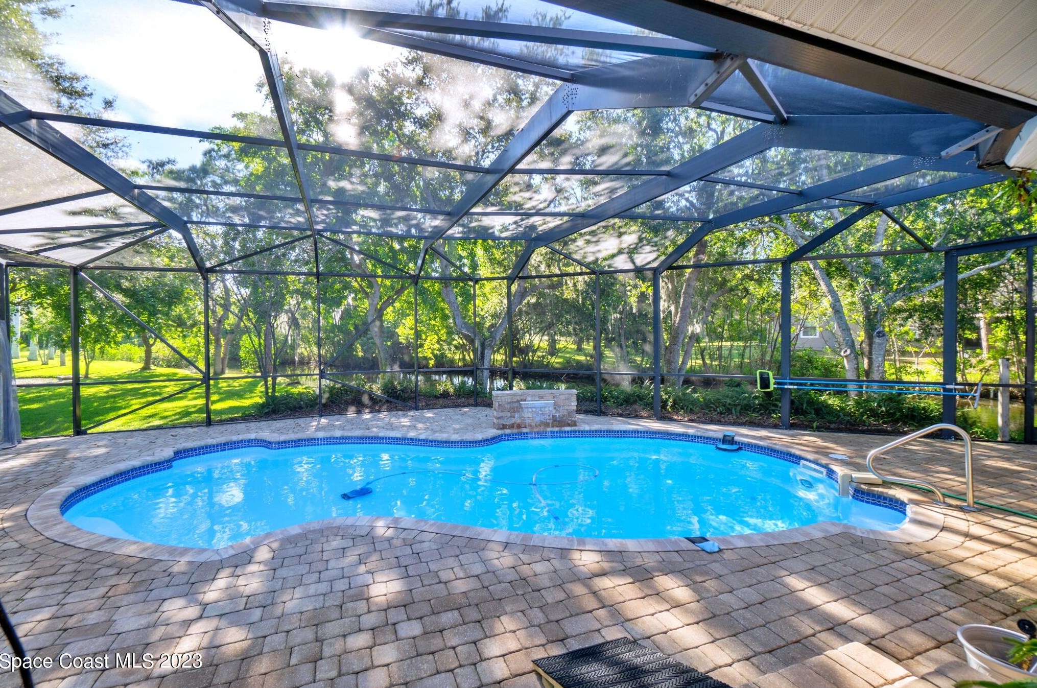 650 Apache Trl, Merritt Island FL  32953-7808 exterior