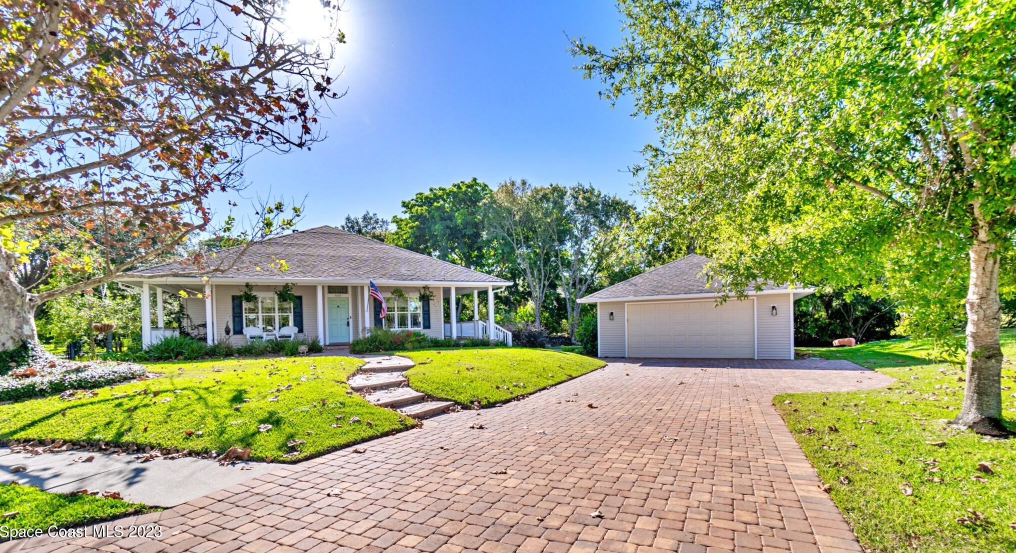 650 Apache Trl, Merritt Island FL  32953-7808 exterior