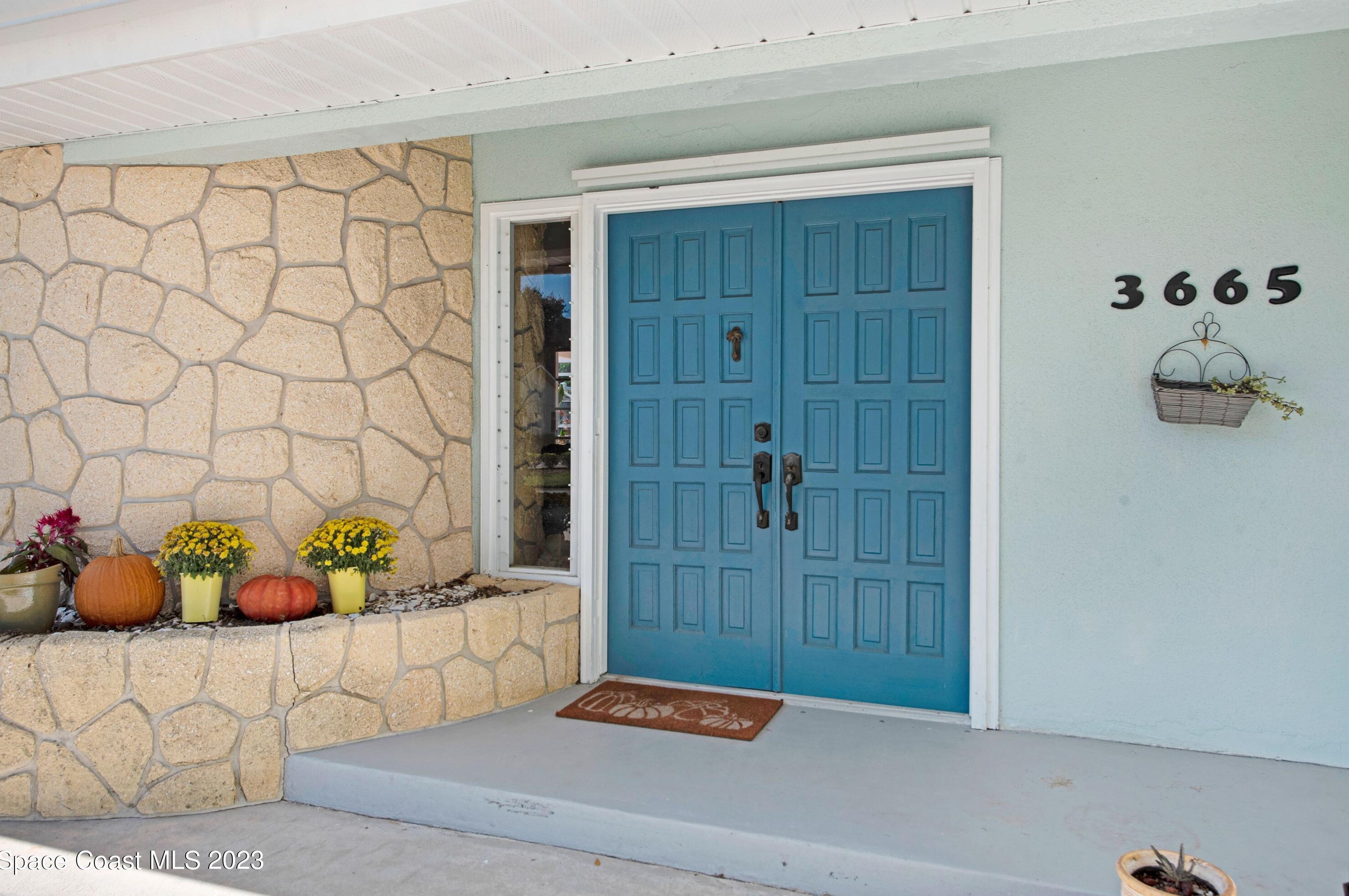 3665 Linnea Rd, Merritt Island FL  32952-6110 exterior