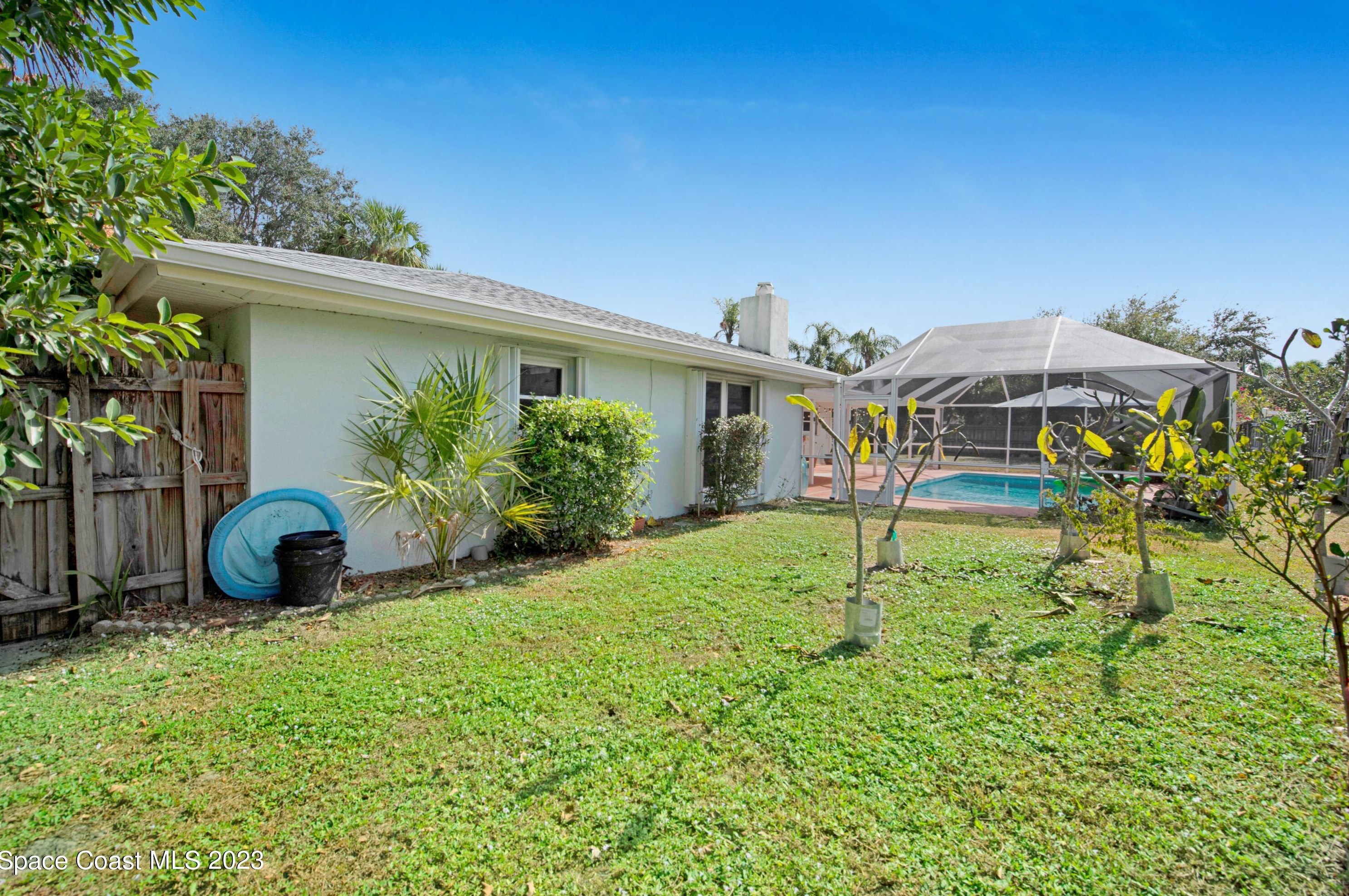 3665 Linnea Rd, Merritt Island FL  32952-6110 exterior