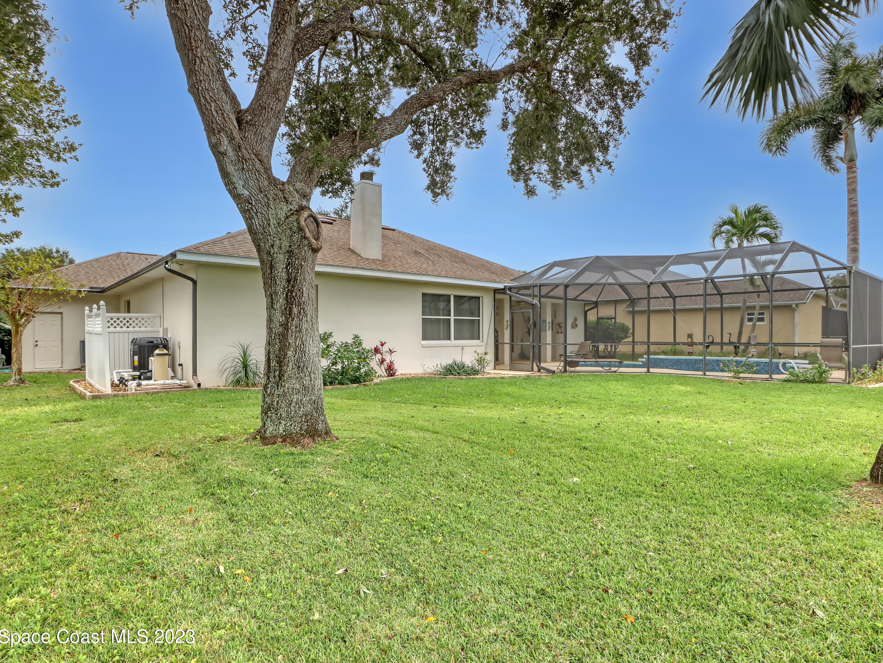 3695 Savannahs Trl, Merritt Island FL  32953-8630 exterior