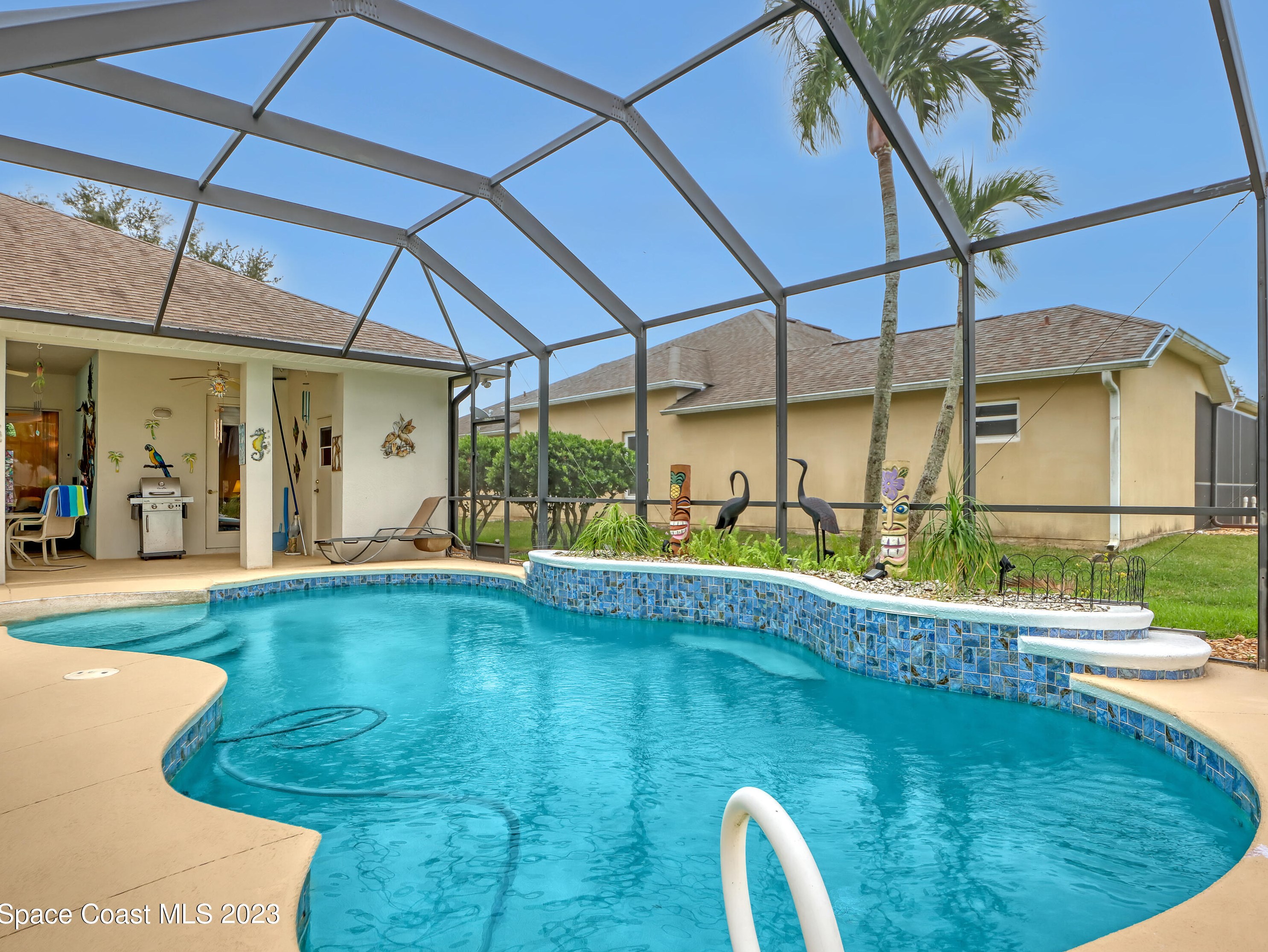 3695 Savannahs Trl, Merritt Island FL  32953-8630 exterior