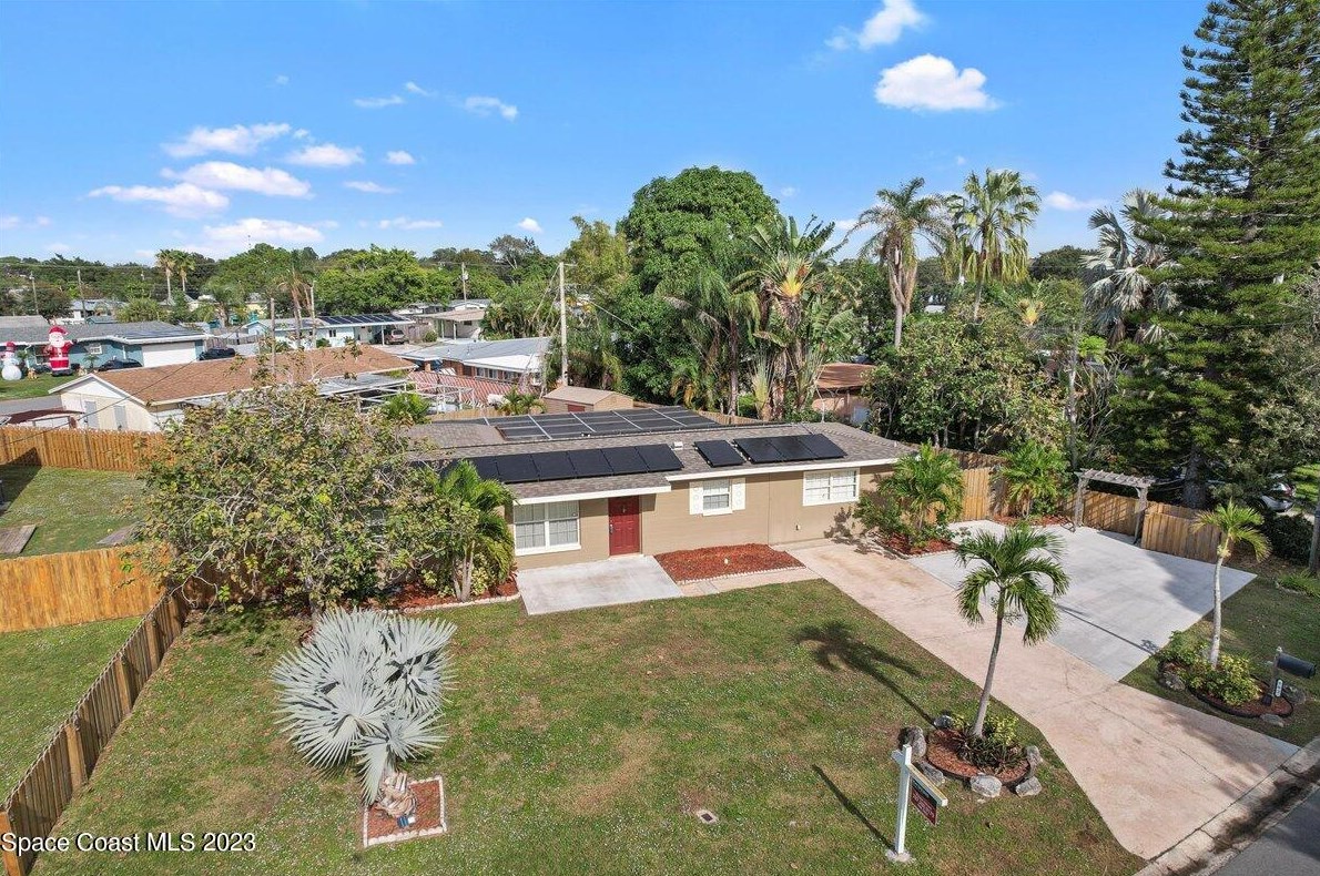 502 Kennwood Ave, Merritt Island FL 32952-3784 exterior