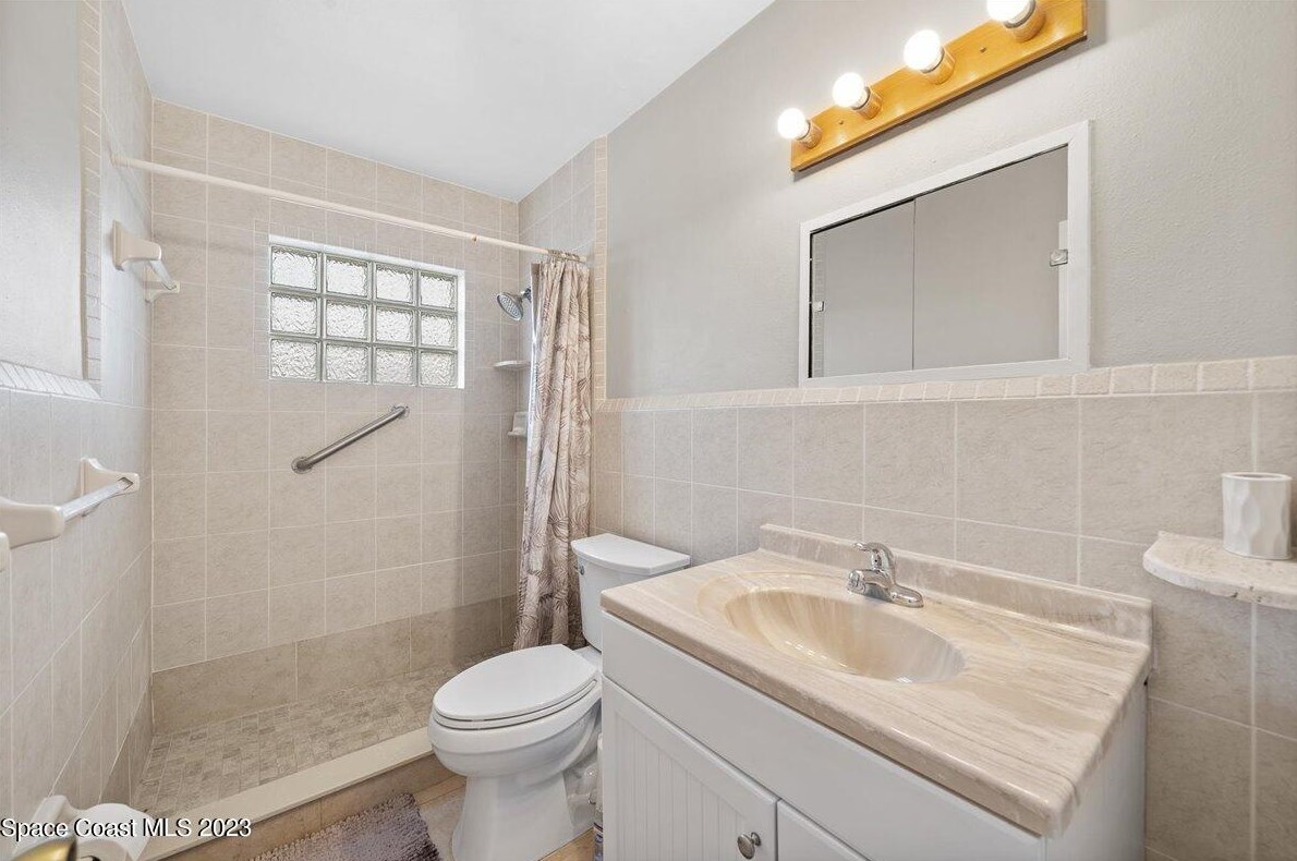 502 Kennwood Ave, Merritt Island FL 32952-3784 exterior