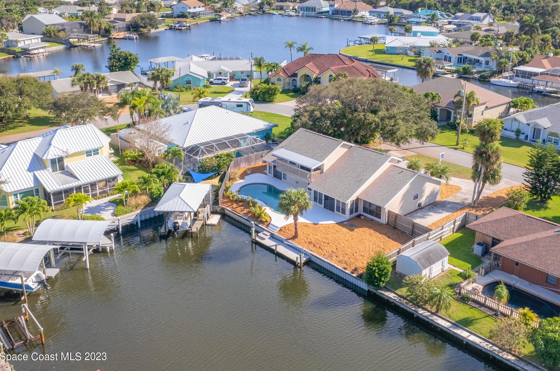 292 Arrowhead Ln, Melbourne FL  32951-3530 exterior